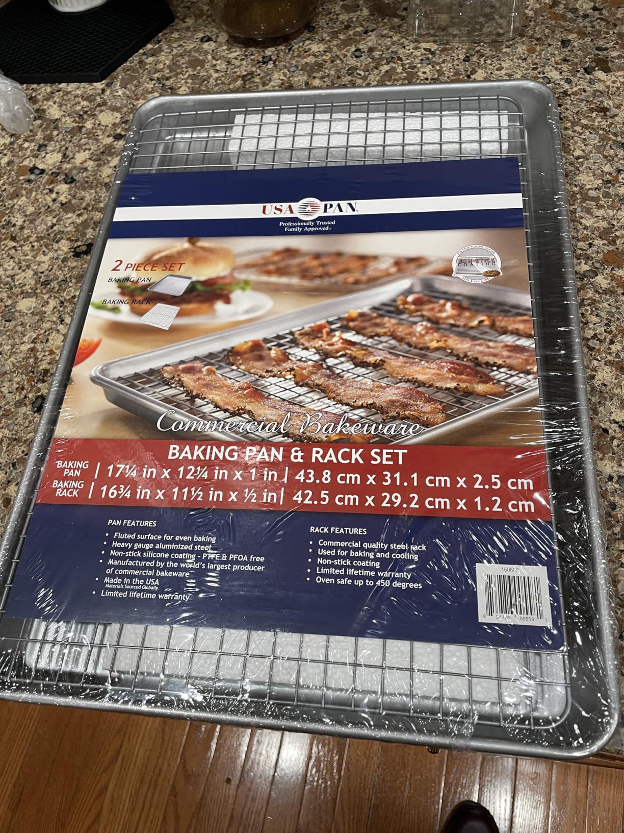 USA Pan Bakeware Half Sheet Baking Pan and Bakeable Nonstick and Cooling Rack Set, Metal customer photo 2