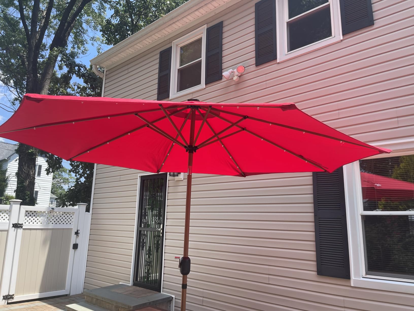 Best Choice Products 10ft Solar Polyester LED Lighted Patio Umbrella w/Tilt Adjustment and UV-Resistant Fabric customer photo 1