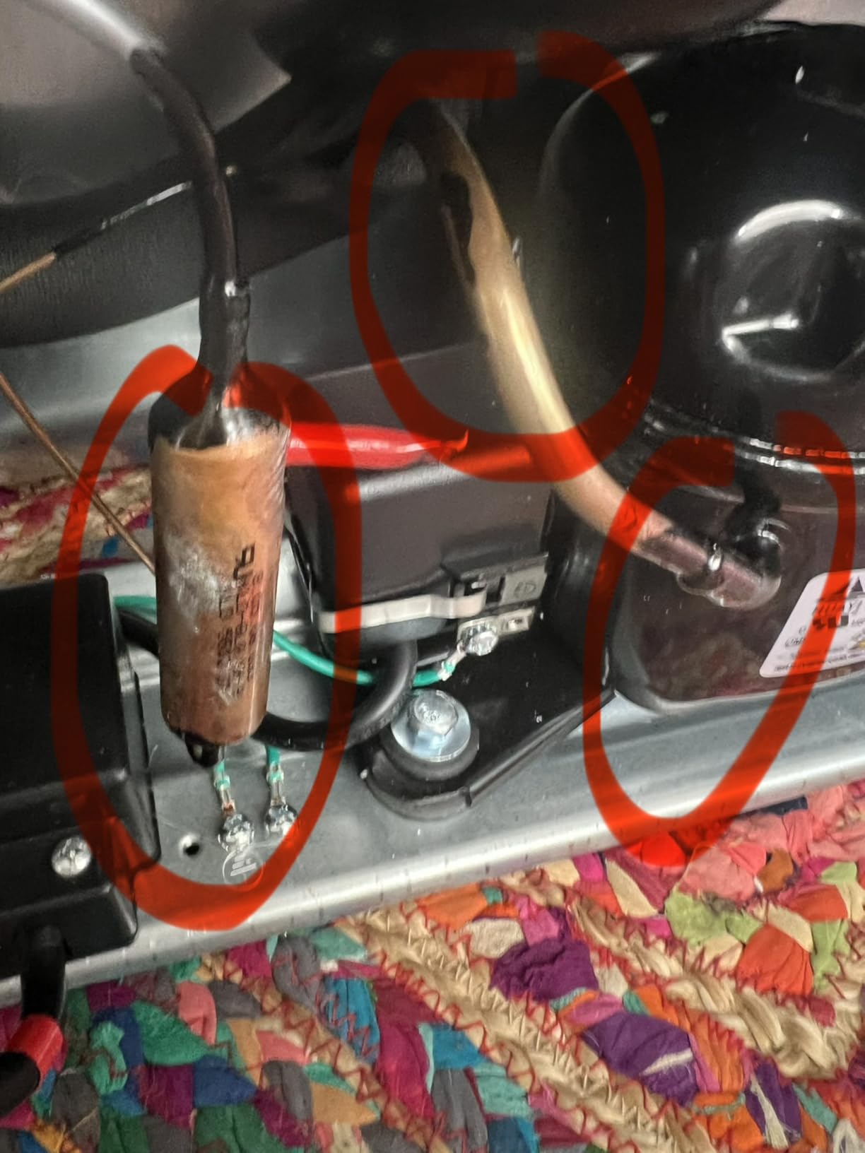 Hamilton Beach, 22-Bottle Wine and Beverage Cooler customer photo 2