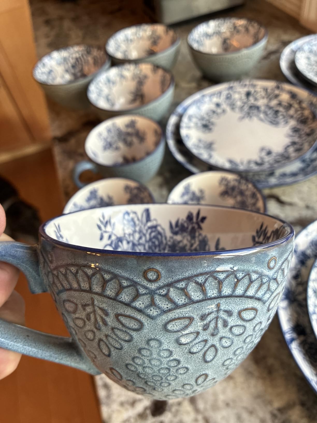 Pfaltzgraff Gabriela Blue 16-Piece Dinnerware Set, Service for 4, Durable Stoneware Plates, Bowls, and Mugs with Elegant Blue Pattern, Dishwasher Safe customer photo 1
