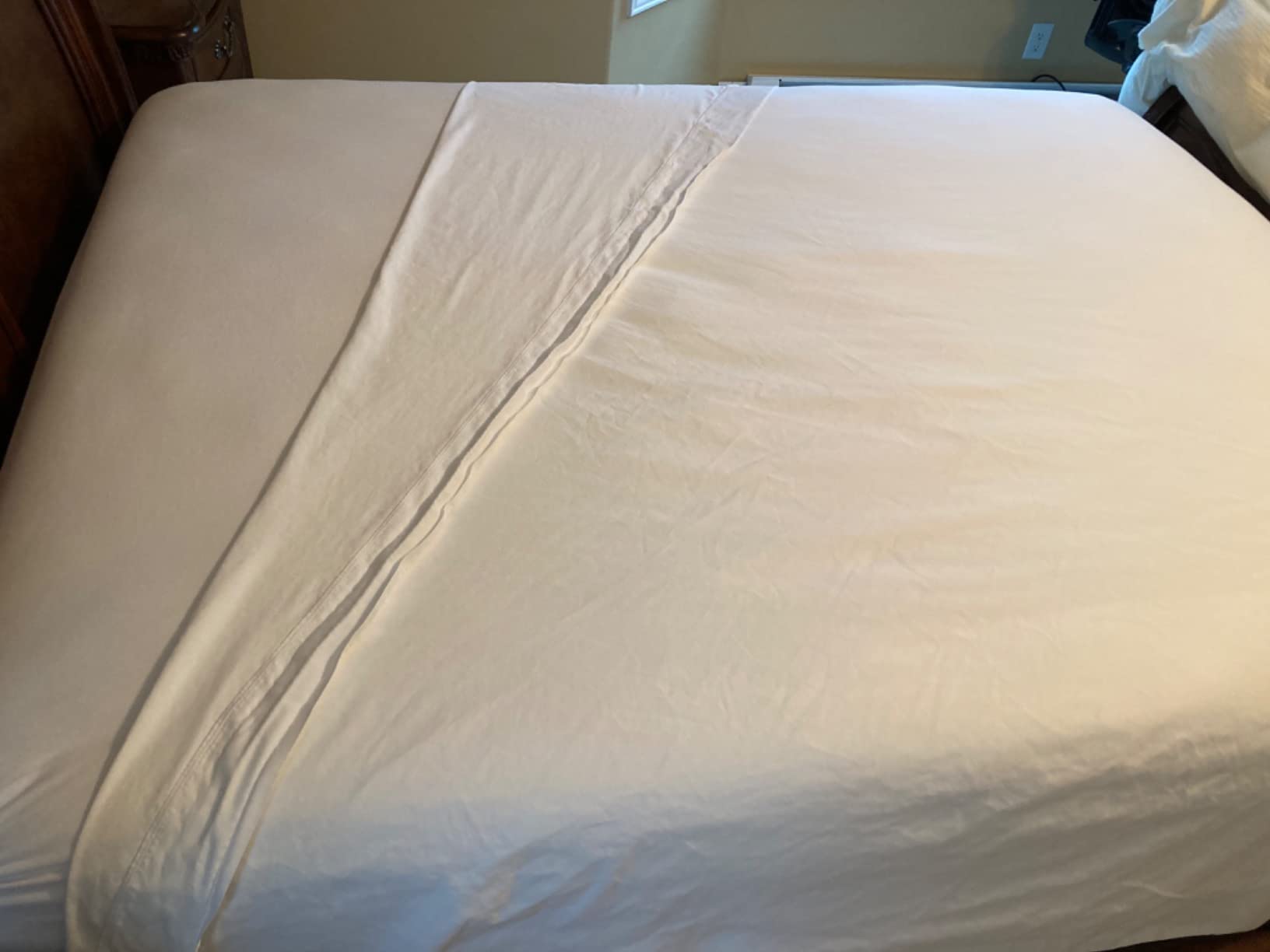 LEISURE TOWN Cotton King Mattress Pad Fitted Quilted Mattress Cover, White customer photo 1