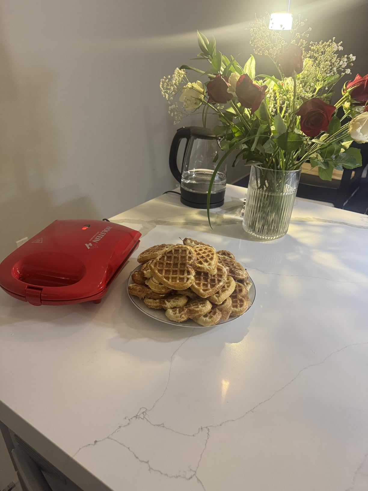 4-Section Heart Shaped Waffle Maker, Non-Stick Waffle Iron, Makes 4 Heart-Shaped Waffles customer photo 1