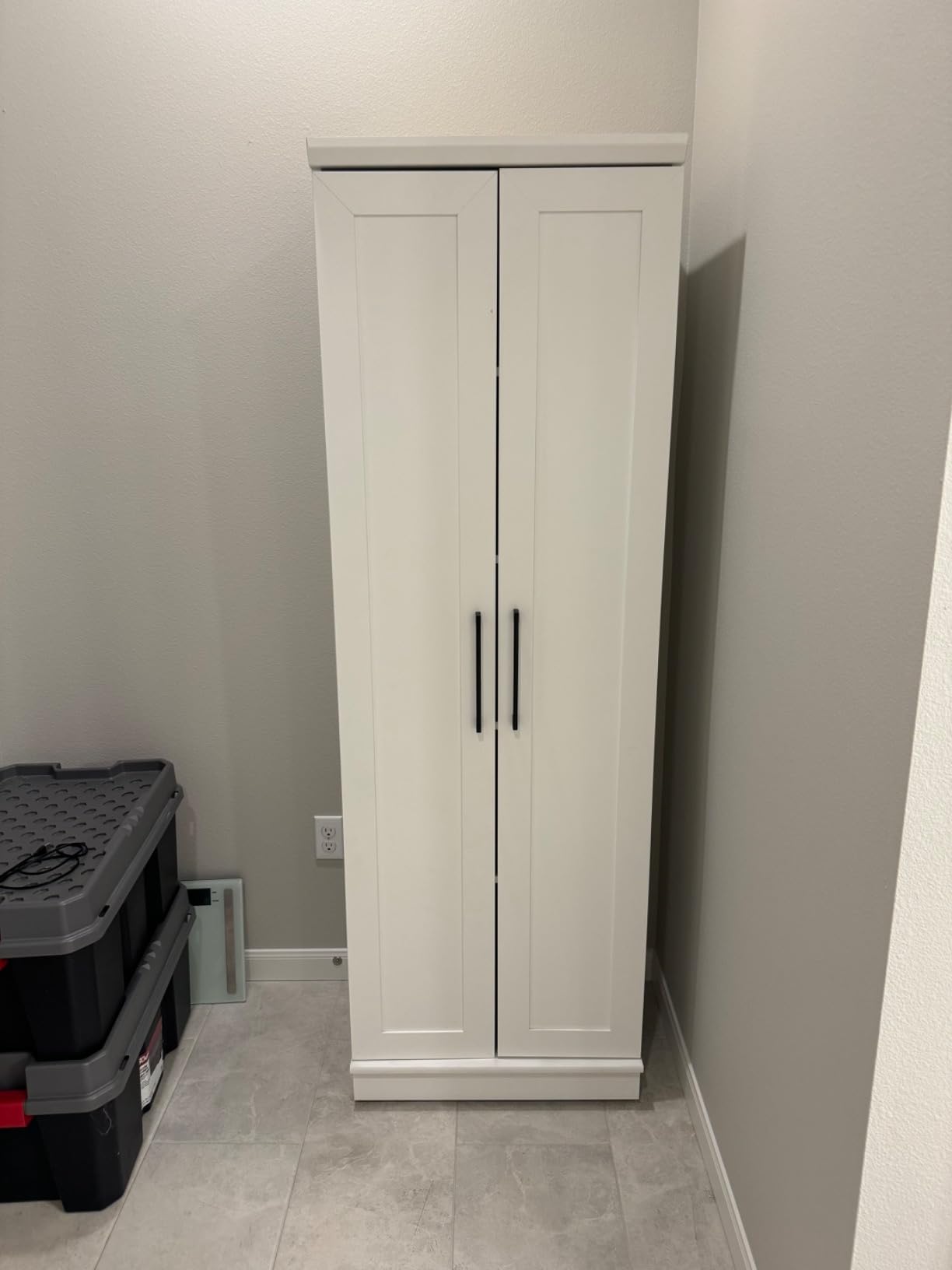 Sauder HomePlus Storage Cabinet/ Pantry cabinets, Soft White finish customer photo 2