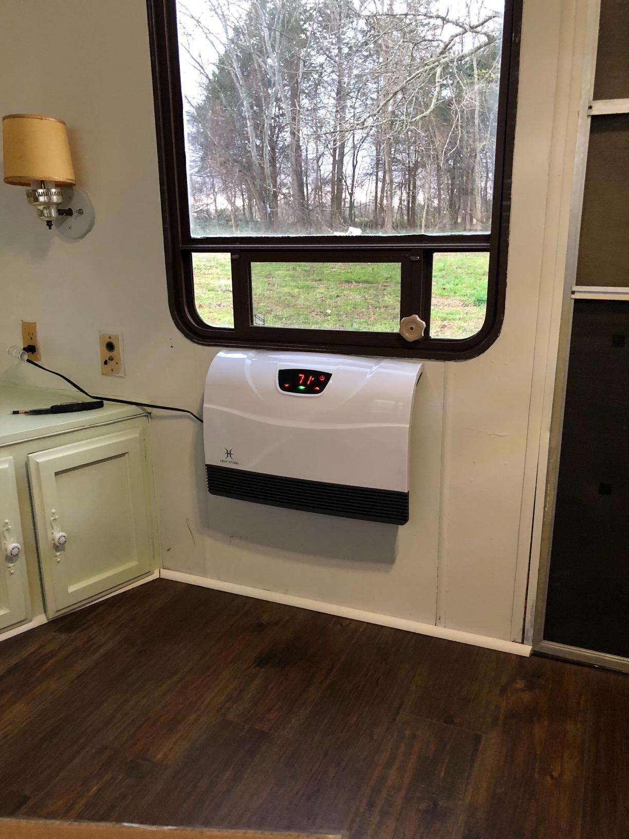 Heat Storm Phoenix Infrared Space Heater with Attachable Feet, Remote Control, Energy Efficient-750-1500 Watts, White Floor or Wall - HS-1500-PHX customer photo 1