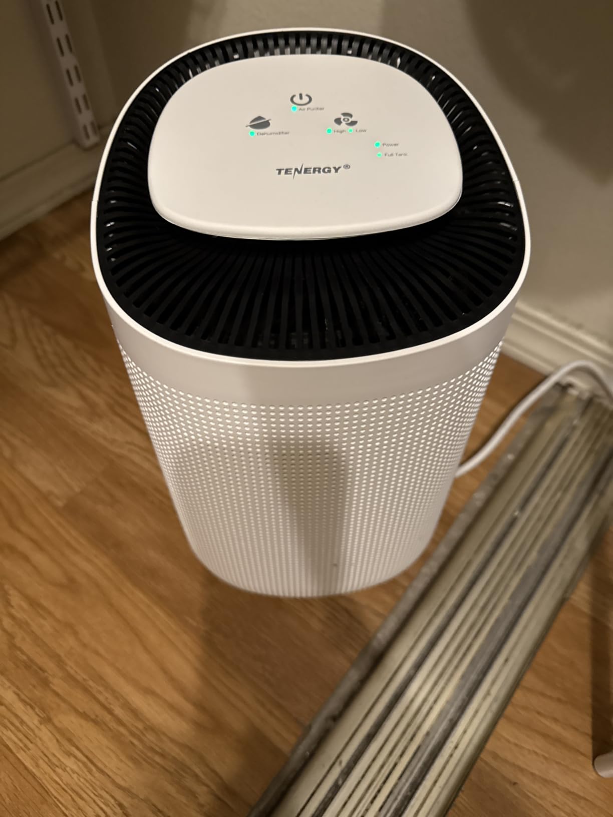 Tenergy Sorbi 1000ml Air Dehumidifier w/Purifying Function, True HEPA Filter, Auto Shutoff, Touch Control Adjustable Air Speed, Ultra-Quiet, Ideal for Closets & Bathrooms customer photo 1
