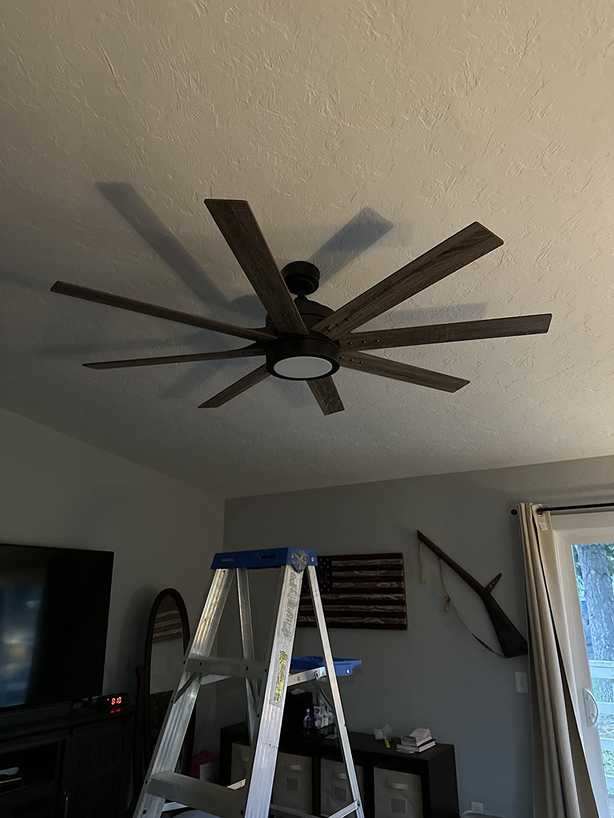 Honeywell Ceiling Fans Xerxes Modern 62 Inch Ceiling Fan with Light, Remote Control Fan, LED Indoor Fan with 8 Blades, Dark Elm and Rough Pine Blade Finish Options, Bronze (50609-01) customer photo 1
