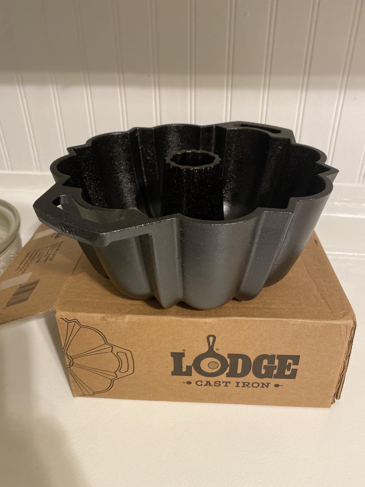 Lodge Cast Iron Fluted Cake Pan customer photo 1