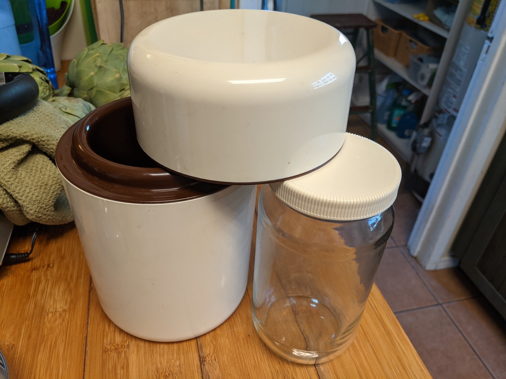 Stainless Steel Yogurt Maker with 1 Quart Glass Jar and Complete Recipe Book to Make 12+ Easy Homemade Dairy Free and Milk Yogurts customer photo 1
