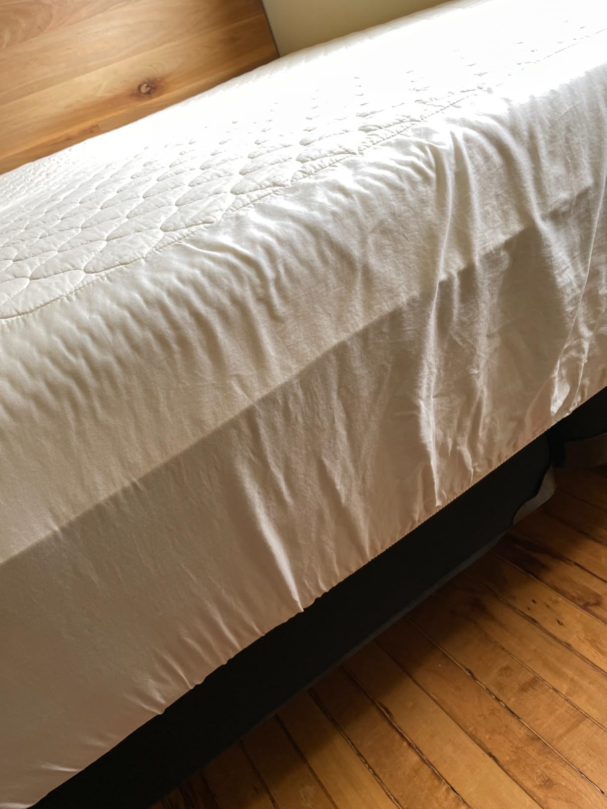 100% Cotton Organic Mattress Pad - Breathable & Cooling Mattress Protector Queen Size - Premium 300GSM Quilted and Machine Washable - Fairtrade & GOTS Certified Bed Protector (Ivory, Queen) customer photo 2