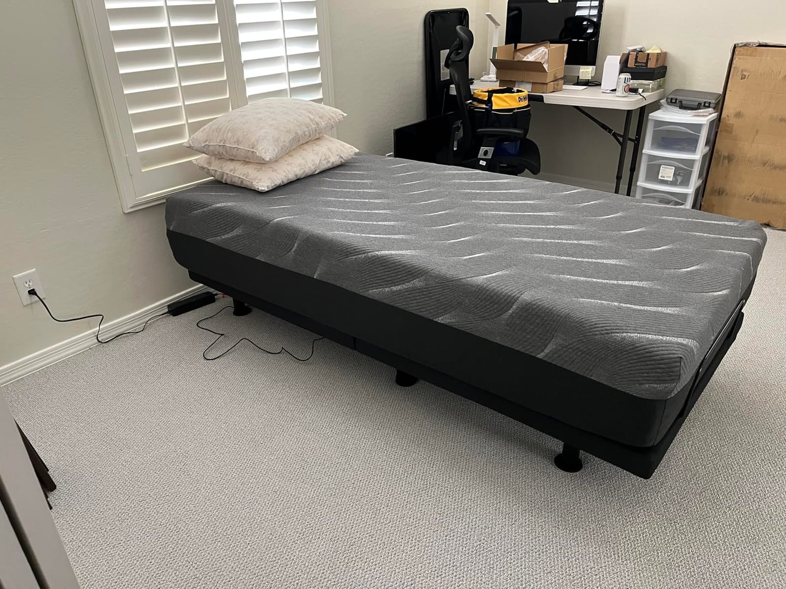 Sven & Son Classic Adjustable Bed Base, Head and Foot Lift, Massage, Under-Bed Lights, USB, Gel Memory, Zero Gravity Smart Frame - Split King + 14 inch Hybrid Spring Matt (Medium Soft) customer photo 2