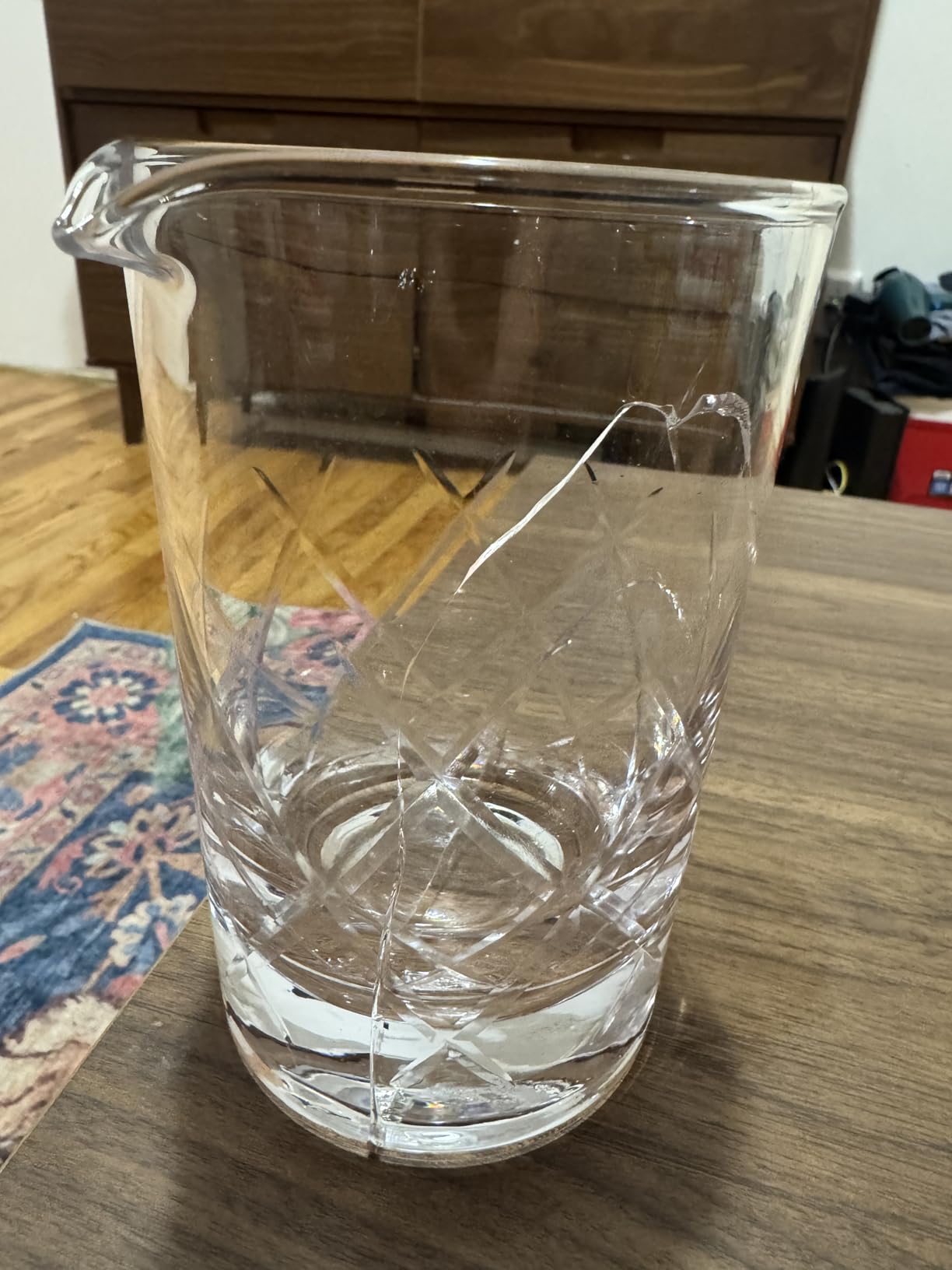 Hiware Professional 24 Oz Cocktail Mixing Glass, Thick Bottom Seamless Crystal Mixing Glass customer photo 2
