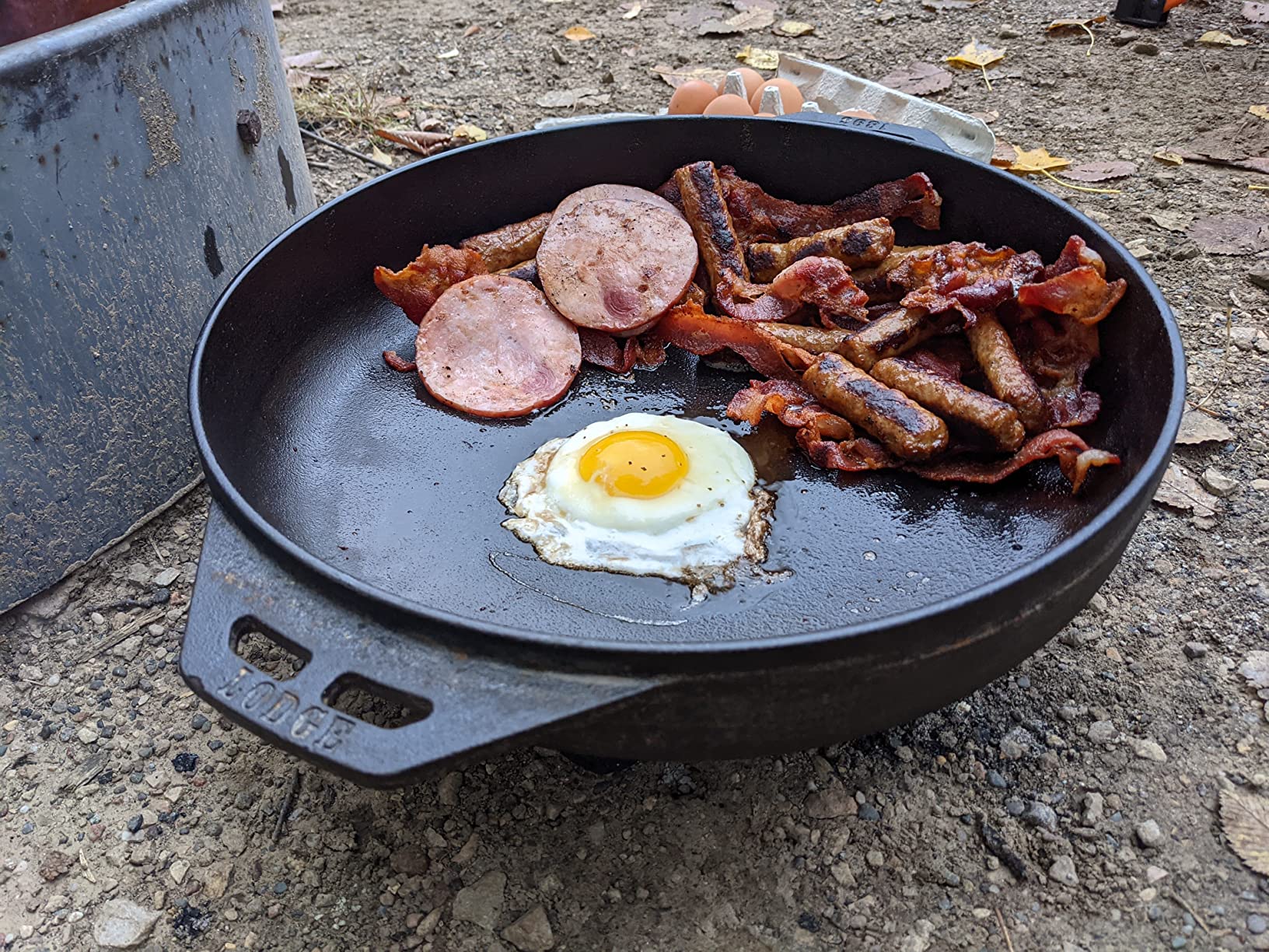 Lodge Cast Iron Cook-It-All Kit. Five-Piece Cast Iron Set includes a Reversible Grill/Griddle 14 Inch, 6.8 Quart Bottom/Wok, Two Heavy Duty Handles, and a Tips & Tricks Booklet. customer photo 1