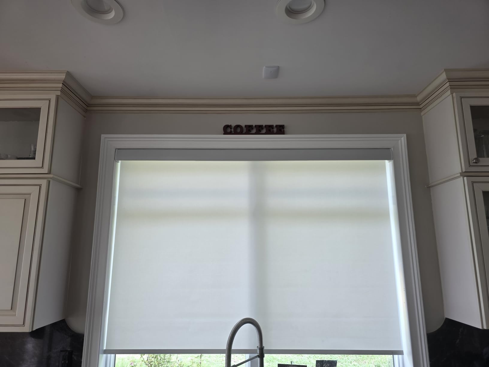 Yoolax Motorized Blinds with Remote, Light Filtering Smart Window Blinds | Motorized Shades for Living Room Home Office, Works with Alexa Google Home Apple Home, Automatic Roller Shades customer photo 1
