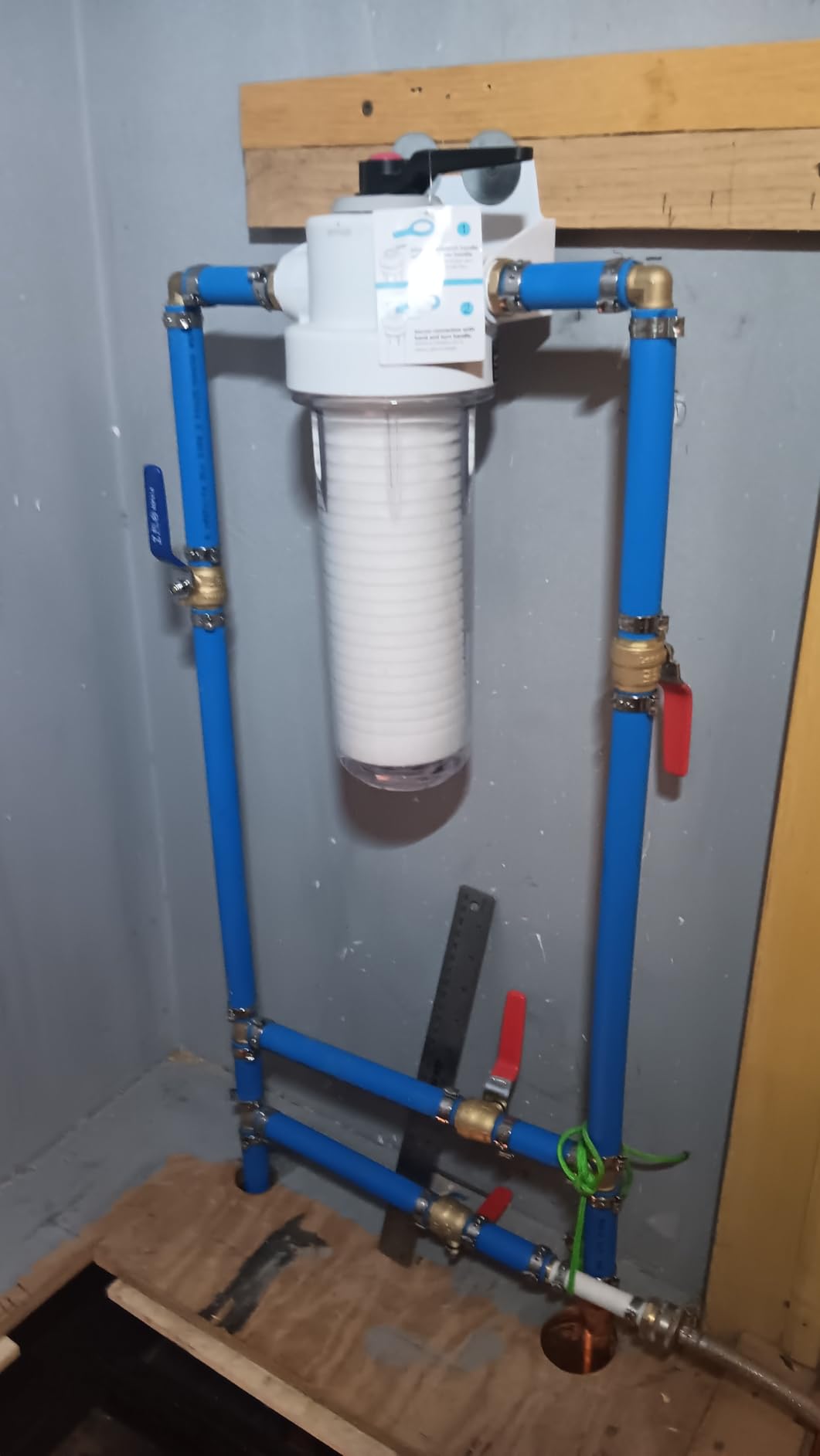 A. O. Smith Whole House Water Filter System | 600K Gal | AO-WH-Filter | 6-Year Filter | NSF-Certified | Reduces 96.9% Chlorine Taste & Odor | 3/4