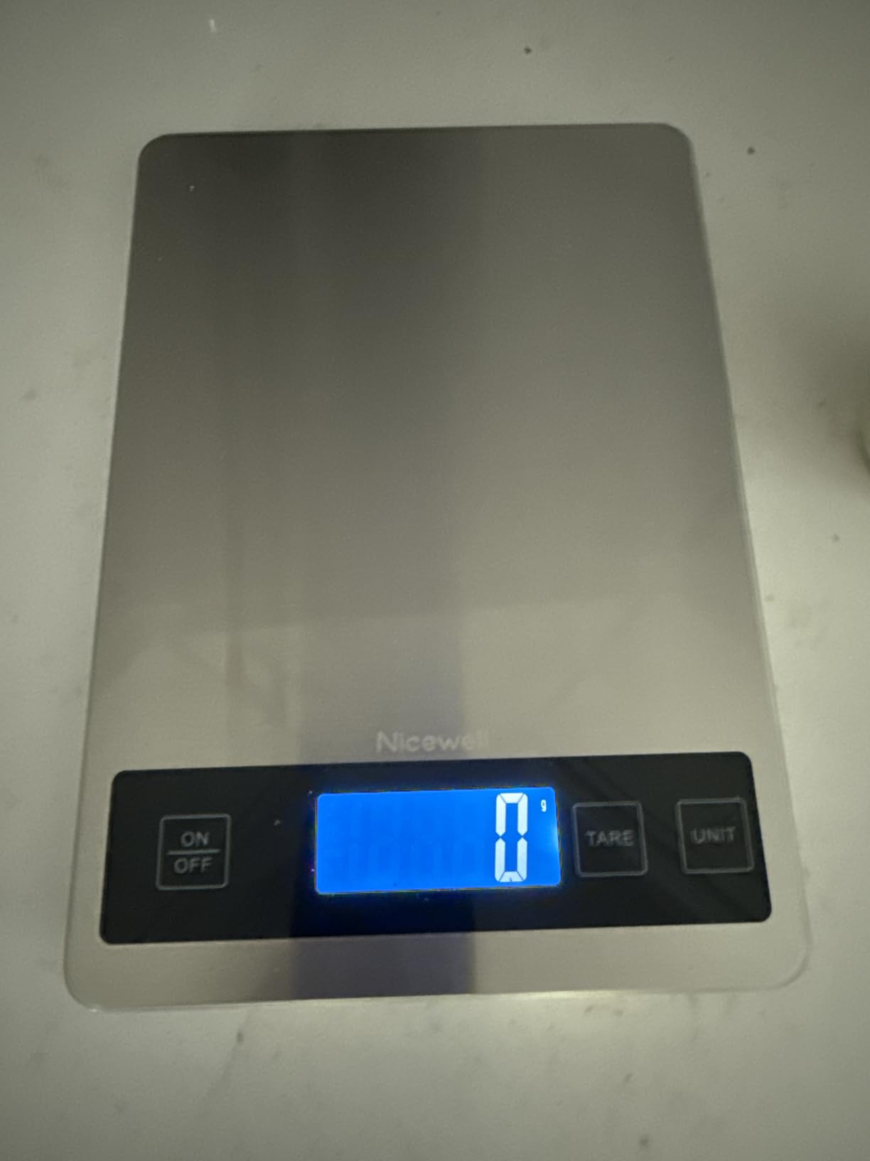Food Scale 22lb Digital Kitchen Scale for Cooking Baking | 1g/0.1oz Precise Graduation, Backlit LCD, Tare Function, Stainless Steel and Tempered Glass customer photo 1