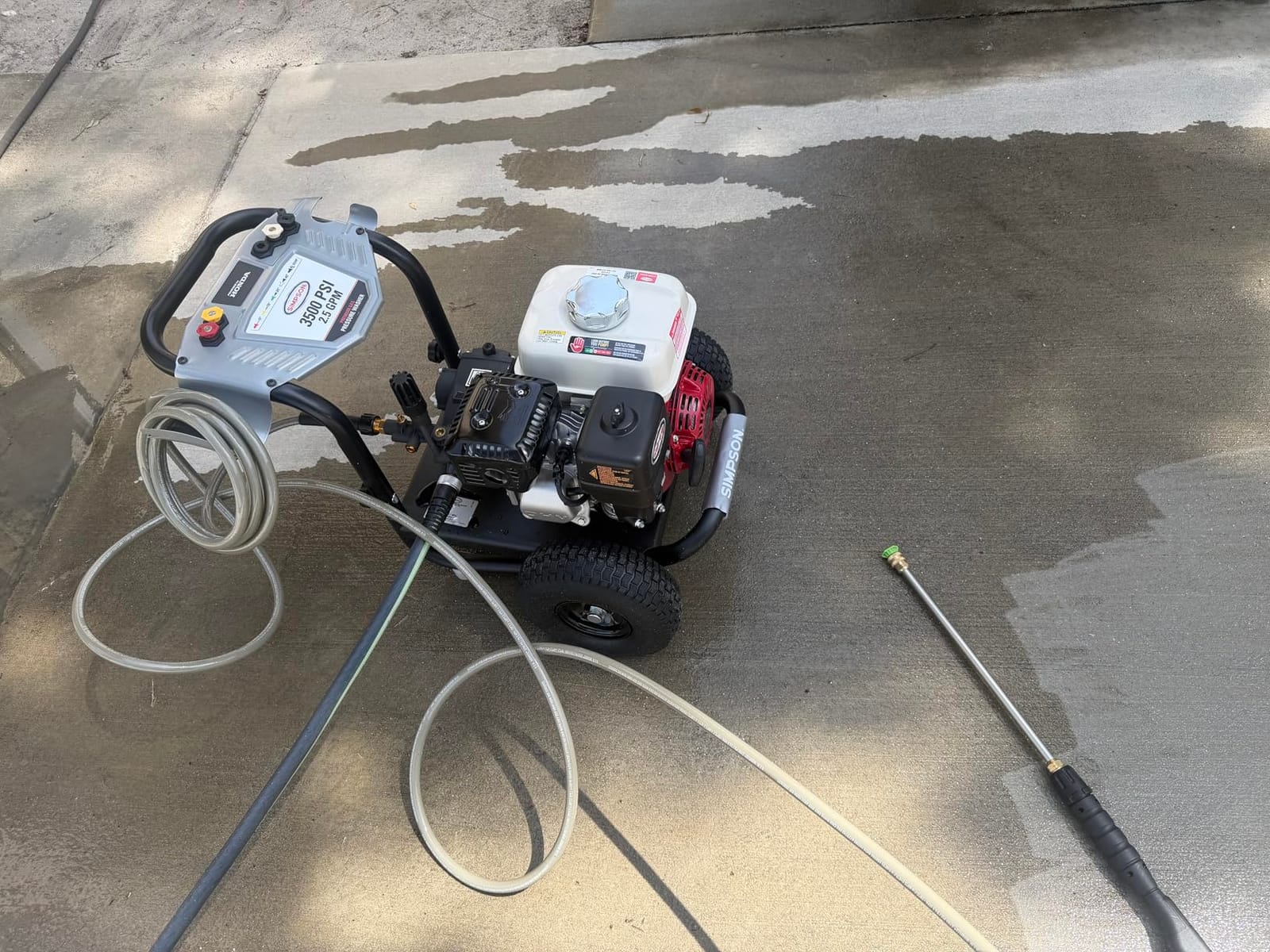 Simpson PowerShot 3500 PSI Gas Pressure Washer, 2.5 GPM, Honda GX200 Engine | Gas Power Washer For Professionals. AAA Triplex Pump, 25' MorFlex Hose, 5 Nozzles, Steel Frame. 49-State Compliant. PS3228 customer photo 2