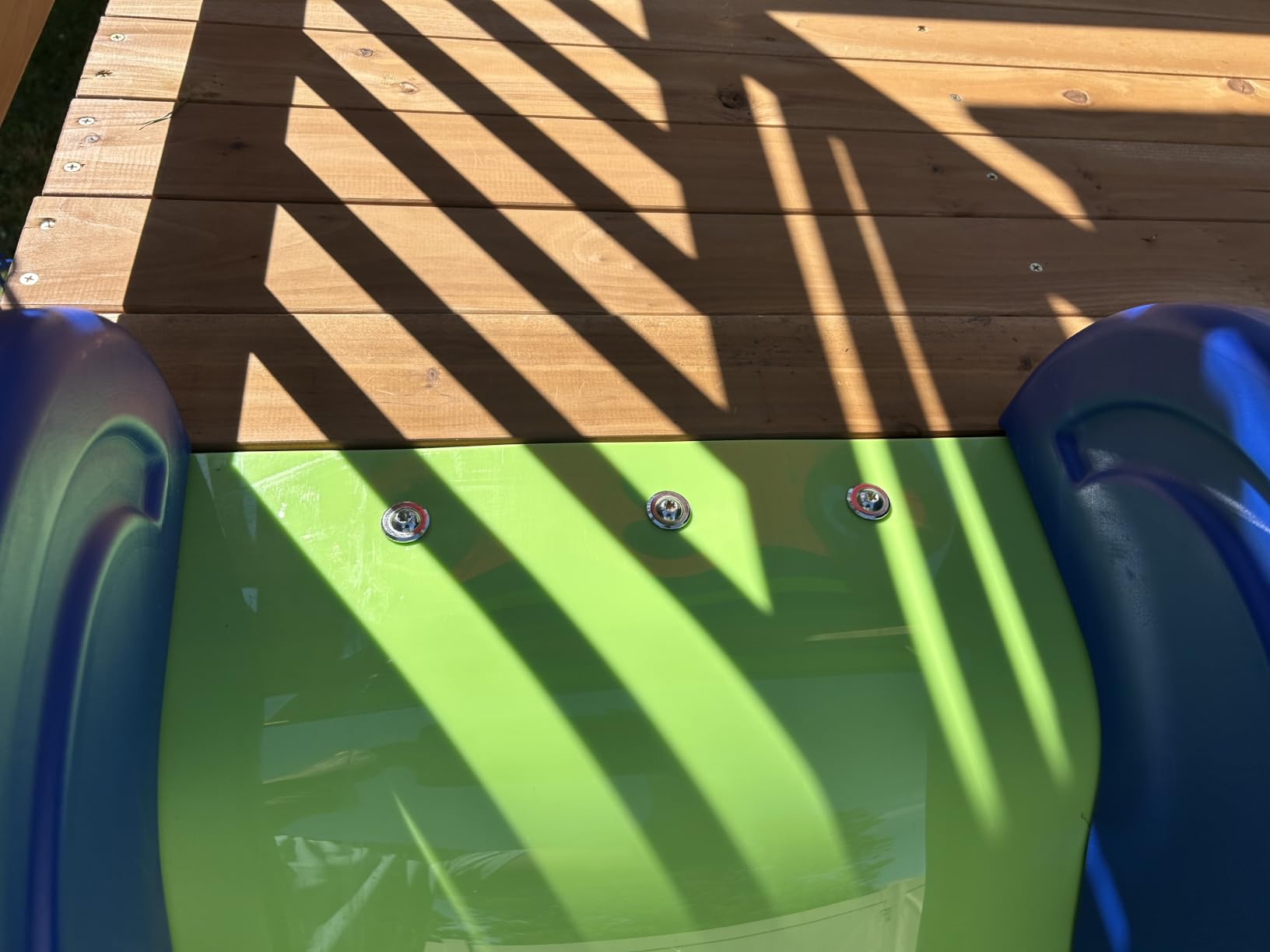 Backyard Discovery Beach Front Cedar Wood Swing Set with Wave Slide, Play Deck, Monkey Bars, Rock Wall Ladder, Shaded Picnic Area, Snack Bar, Belt Swings, Trapeze, Sandbox Area, Outdoor Playset customer photo 1