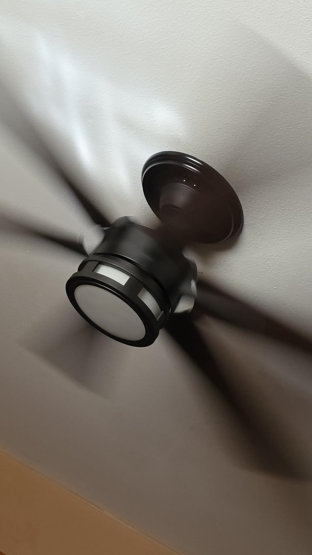 Honeywell Ceiling Fans with Lights, Kaliza LED Indoor Fan w/ 6 Blades, 56 Inch, Gun Metal - Smart Remote-Controlled Fan with Quiet Motor for Home and Bedroom customer photo 1