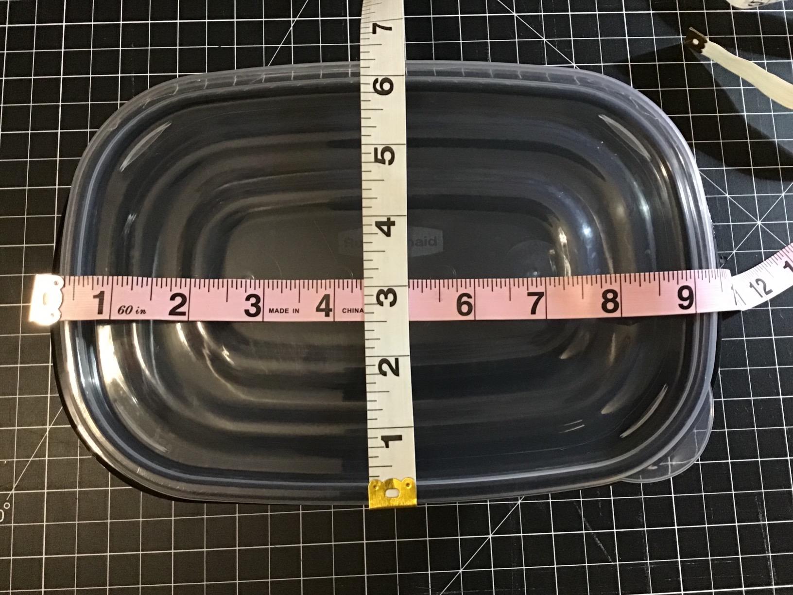 Rubbermaid TakeAlongs Food Storage Containers, Set of 22 (44 Pieces Total) | for Meal Prep, Lunch for Adults & Kids | Reusable & Stackable, 4-Cup, 22-Pack, Black customer photo 2