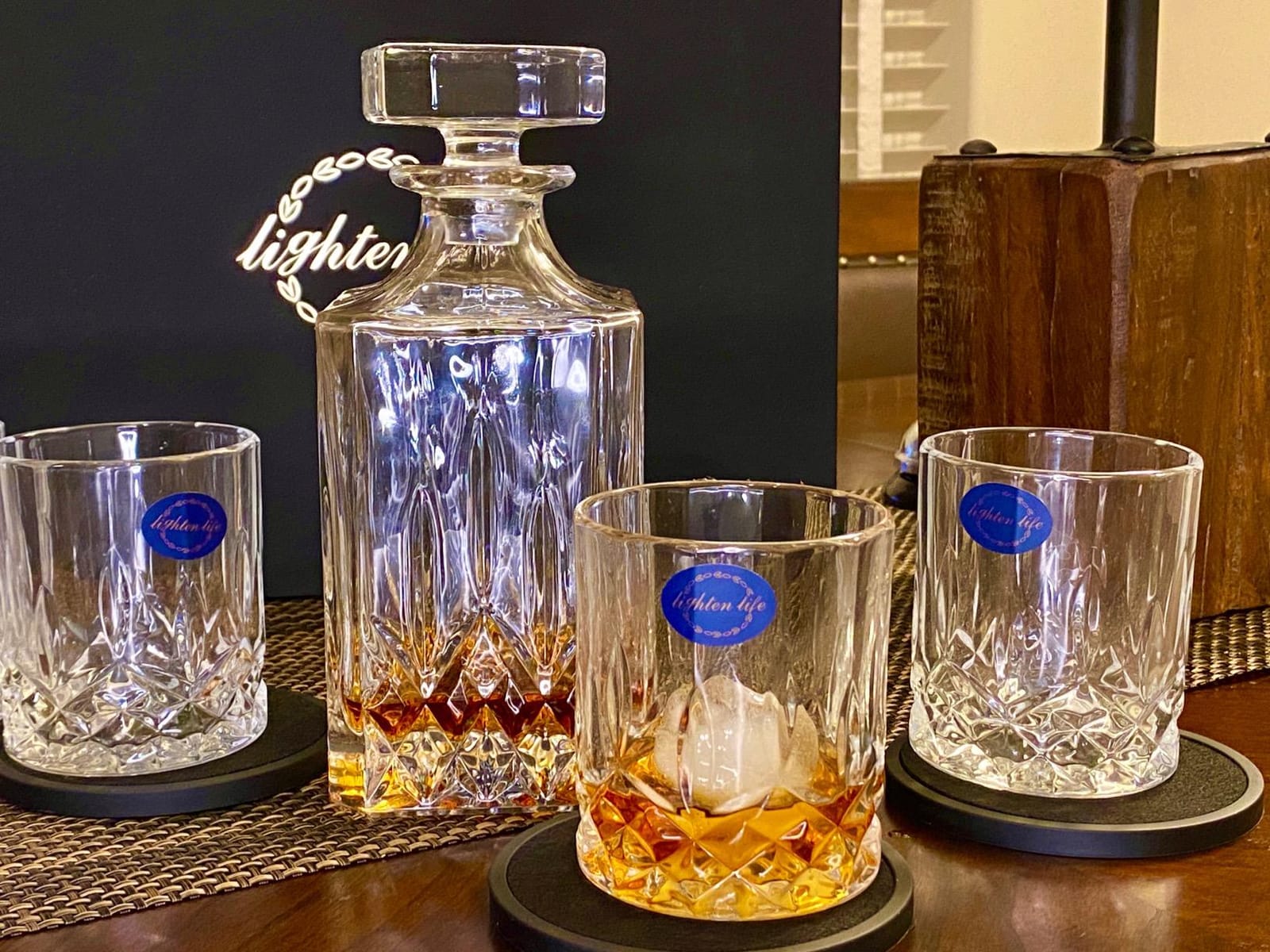 LIGHTEN LIFE Whiskey Decanter Set for Men - Whiskey Decanter with 4 Whiskey Glasses in Gift Box, Non-Lead Glass for Bourbon and Liquor - Perfect for Dad, Husband, Retirement, Whiskey Lovers customer photo 2
