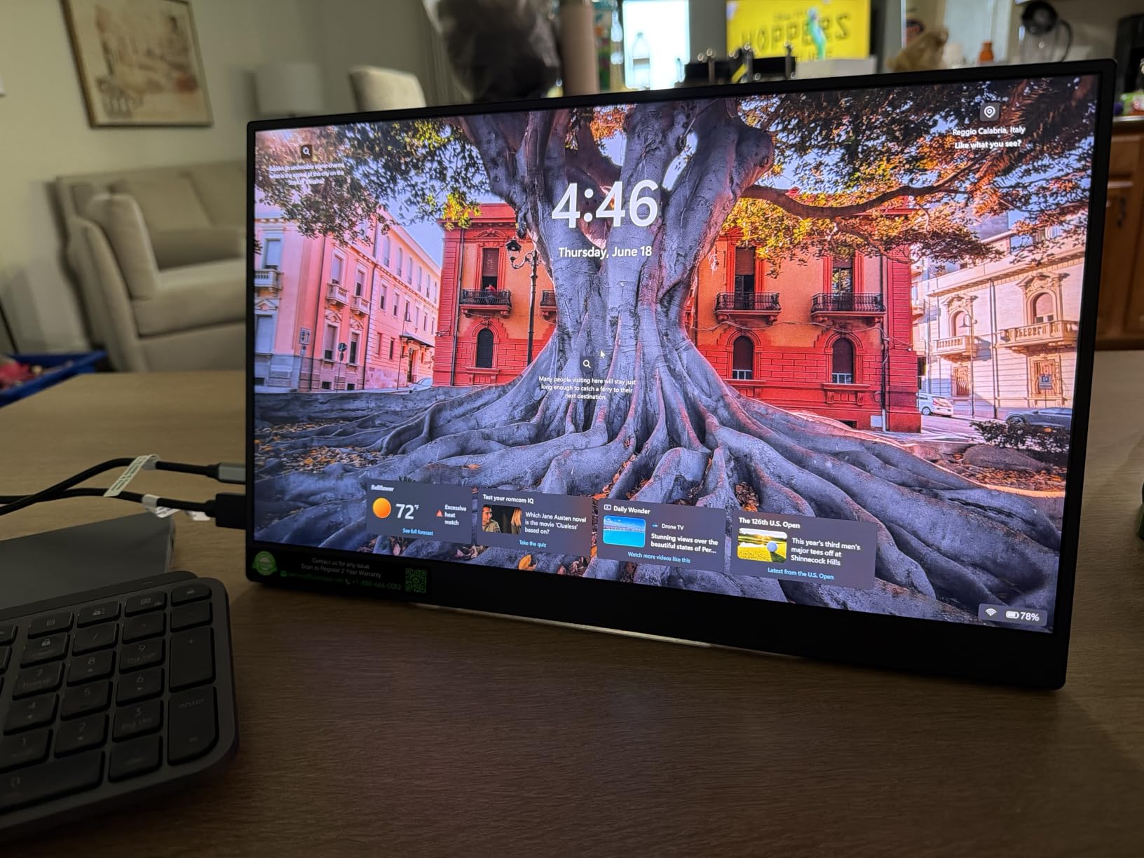 cocopar Portable Monitor 15.6 Inch 1080P FHD 60Hz 85% sRGB Travel Monitor with Speaker HDMI USB-C, VESA Mountable, with Cover Stand customer photo 2
