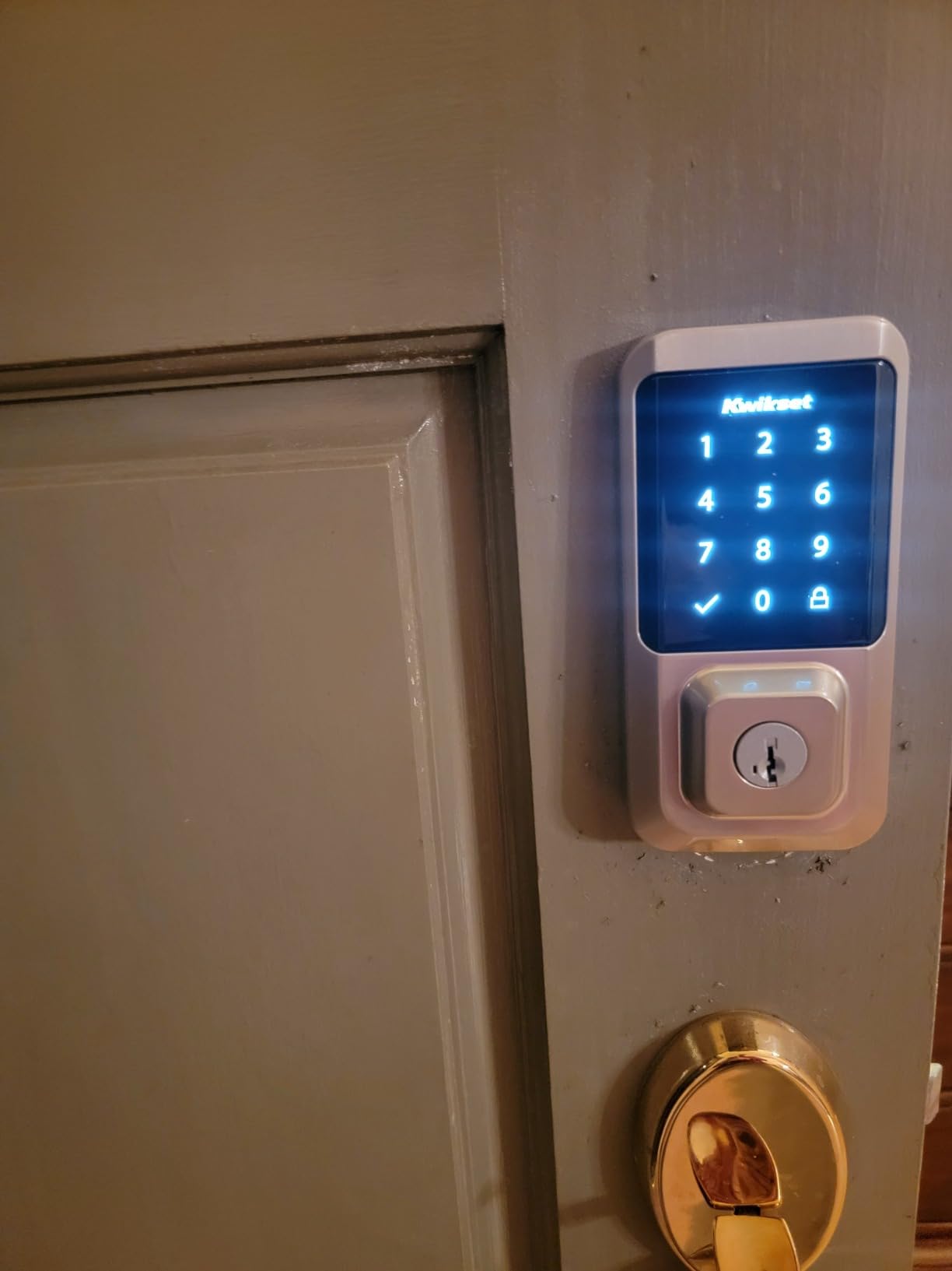Kwikset Halo Wi-Fi Smart Lock, Keyless Entry Front Door Touchscreen Deadbolt, Matte Black Finish, Grade AAA Certified, UL Listed, Easy Install No Hub, App Control customer photo 1