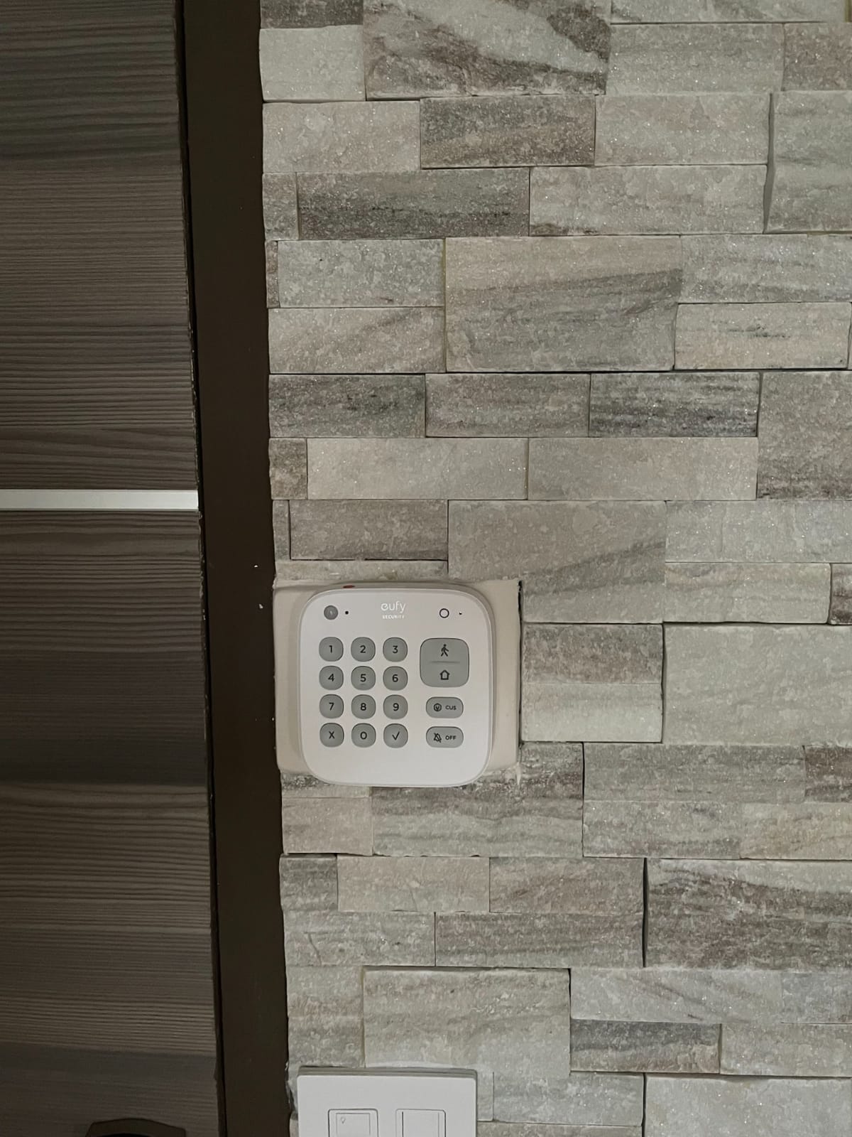 eufy Security 5-Piece Home Alarm Kit, Home Security System | Keypad, Motion Sensor, 2 Entry Sensors, Home Alarm System, Control from the App, Links with eufyCam, Optional 24/7 Protection customer photo 2