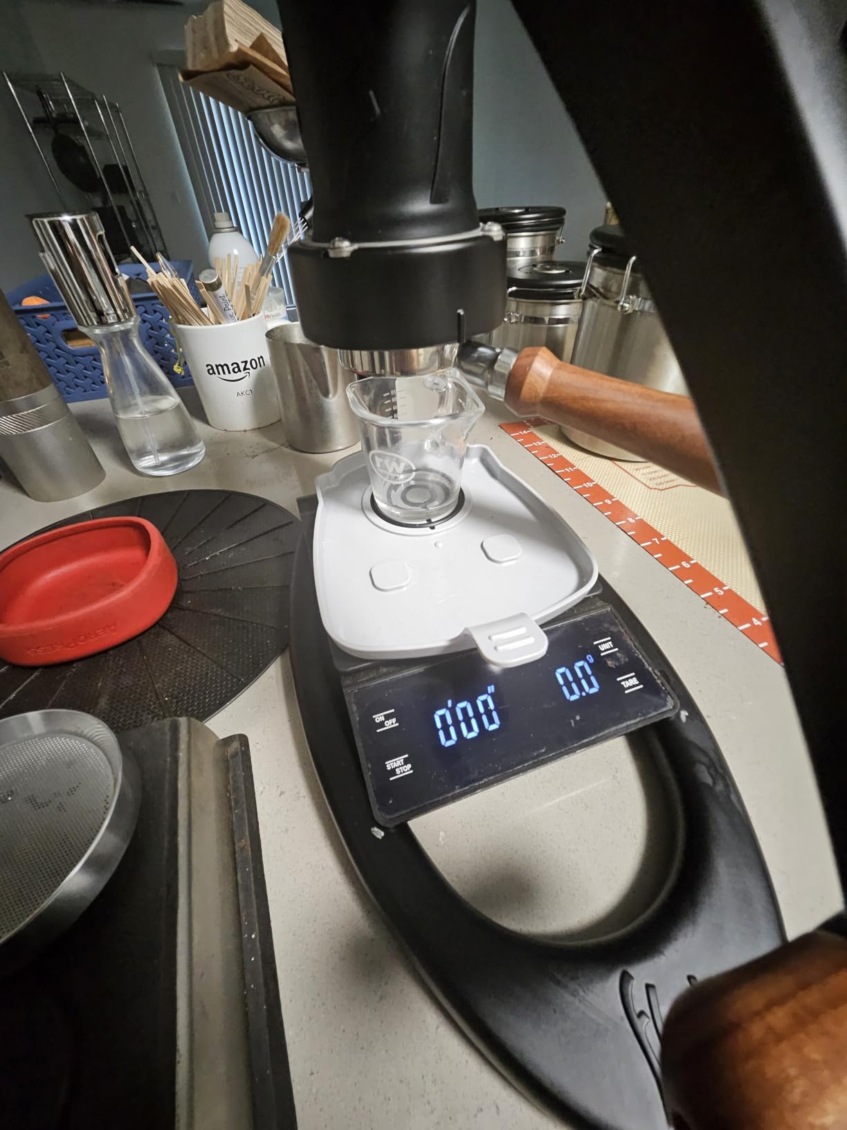 Flair UPDATED 49 PRO (Black) - All manual 49mm lever espresso maker with handled portafilter, pressure gauge and no plastics in brew path customer photo 2