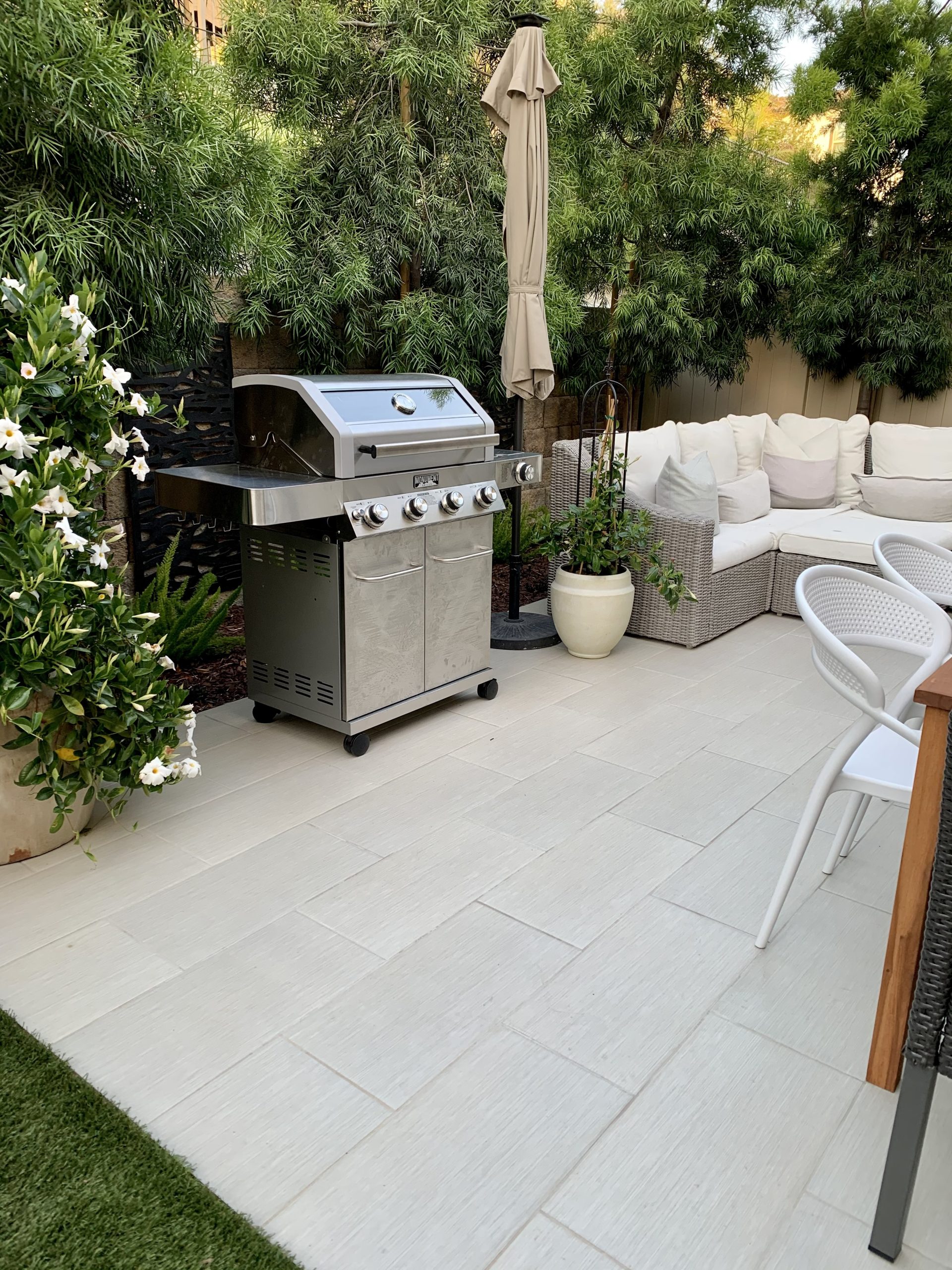 Monument Grills Larger Convertible 4 Burner Natural Gas Grill Stainless Steel Cabinet Style Propane Grills, LED Controls, Side Burner customer photo 1