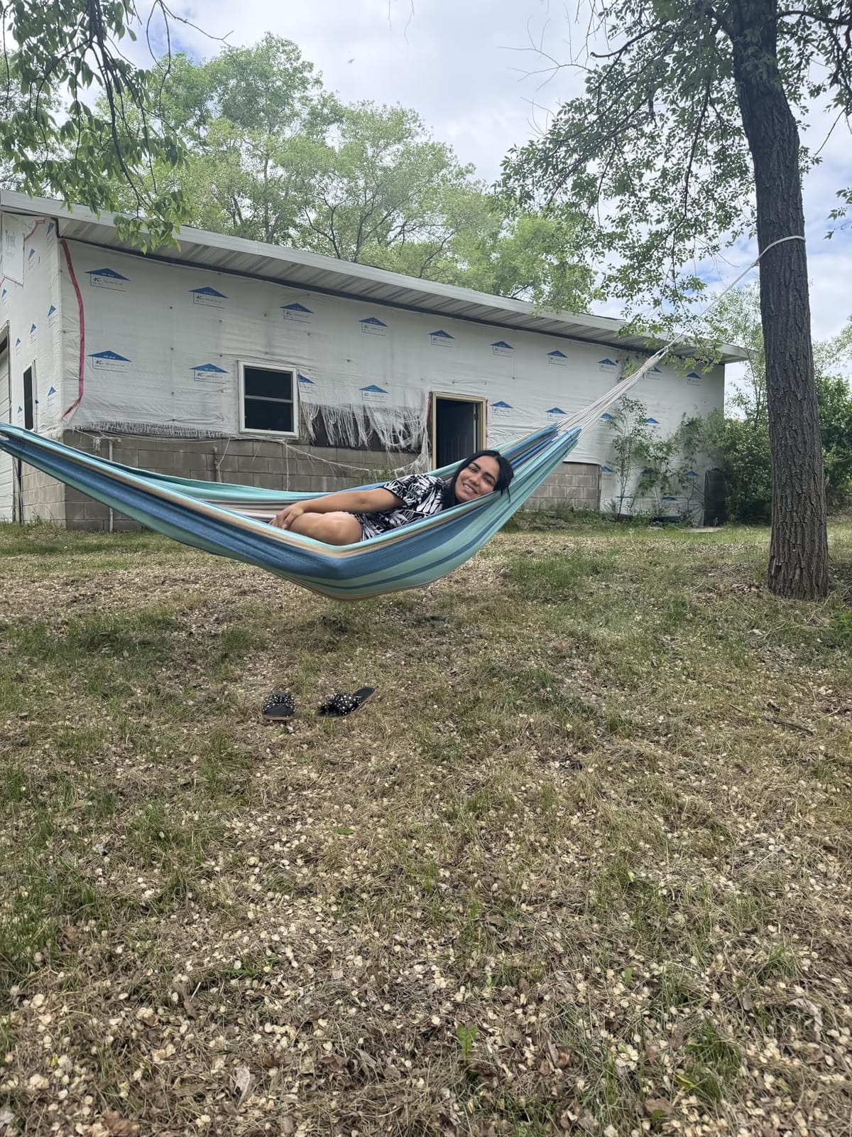 INNO STAGE Double Hammock with Tree Straps - Extra Large 2 Persons Hammock | Portable Hanging Camping Bed for Patio, Backyard, Porch, Outdoor and Indoor Use, Soft Cotton, with Carrying Bag customer photo 2