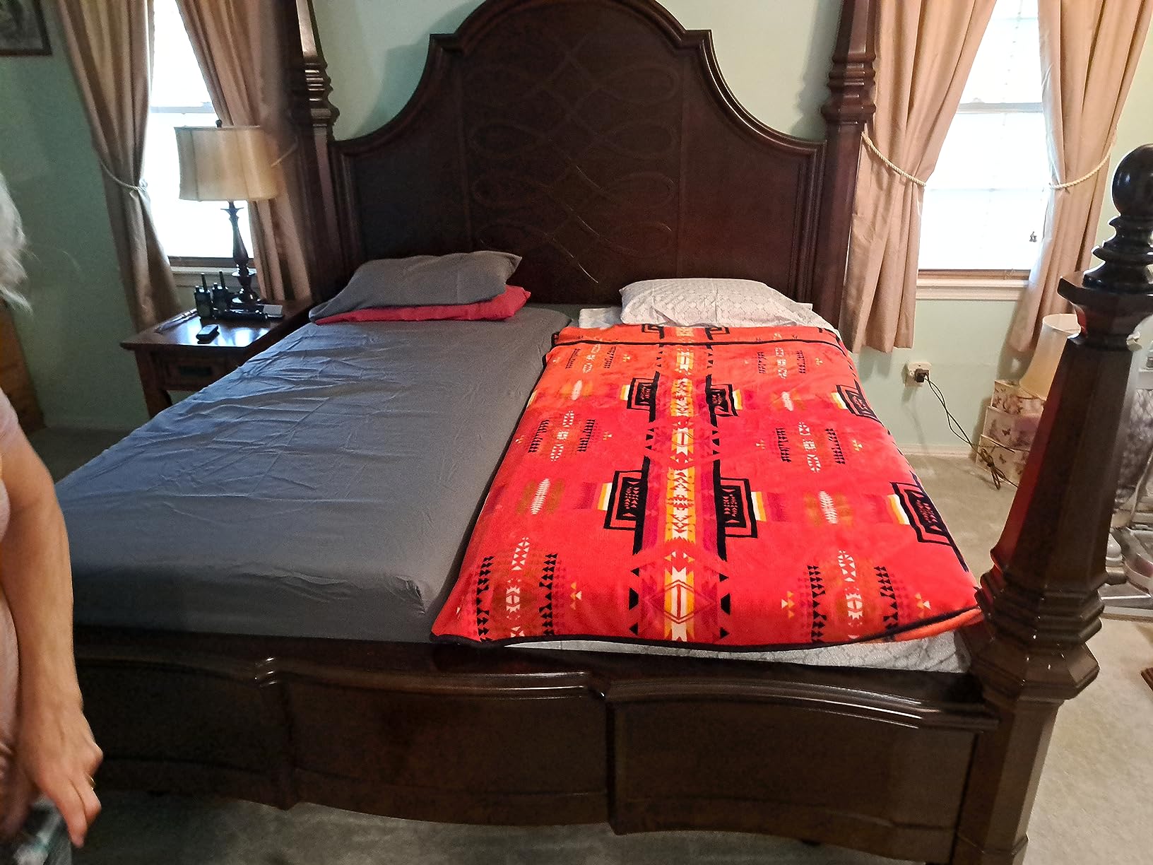 Sven & Son Essential Adjustable Bed Base (Frame) + 14 inch Hybrid Spring Matt (Medium Soft), Easy Assembly, Head and Foot Lift, Memory Positions, Zero Gravity, Wireless Remote - Split King customer photo 2