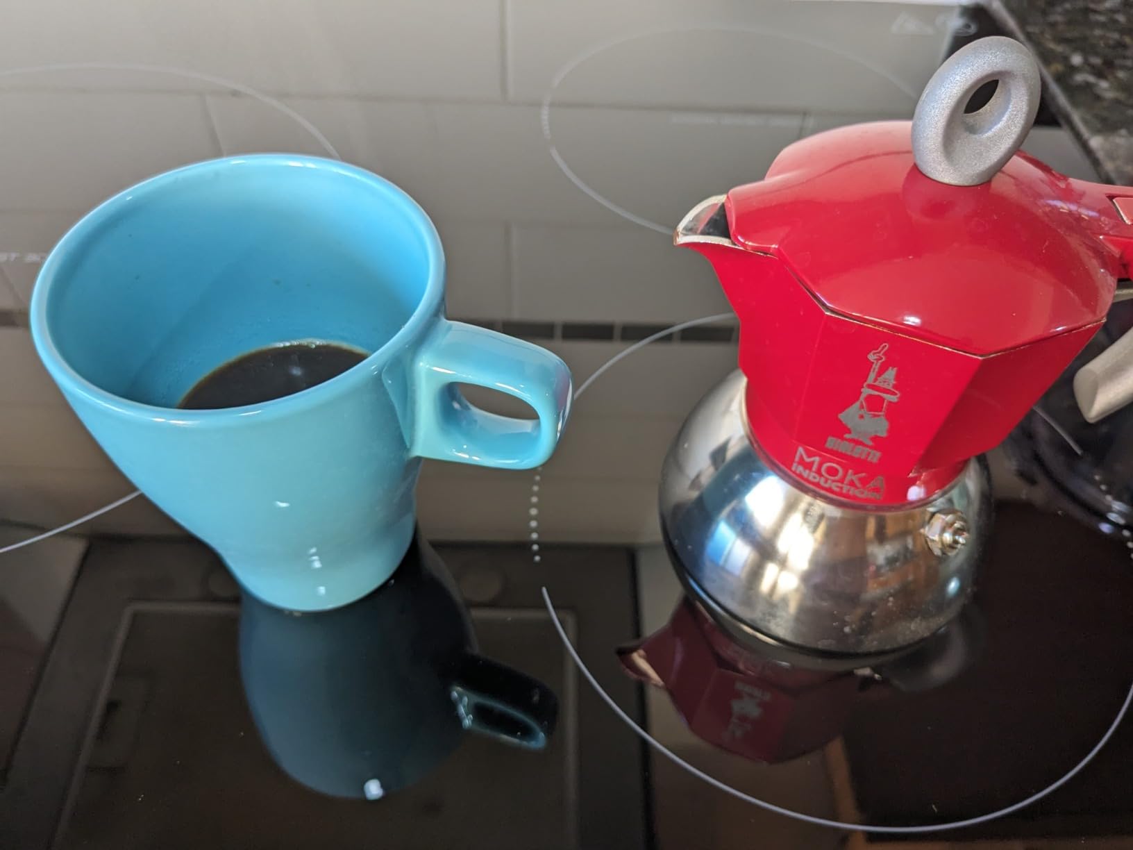 Bialetti - Moka Induction, Moka Pot, Suitable for all Types of Hobs, 6 Cups Espresso (9.4 Oz Espresso), 280 ml, Black customer photo 1