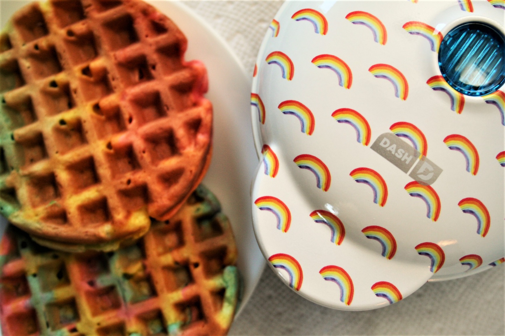 Dash Heart Mini Waffle Maker, 4-Inch Nonstick Surface, Red Heart Print customer photo 1