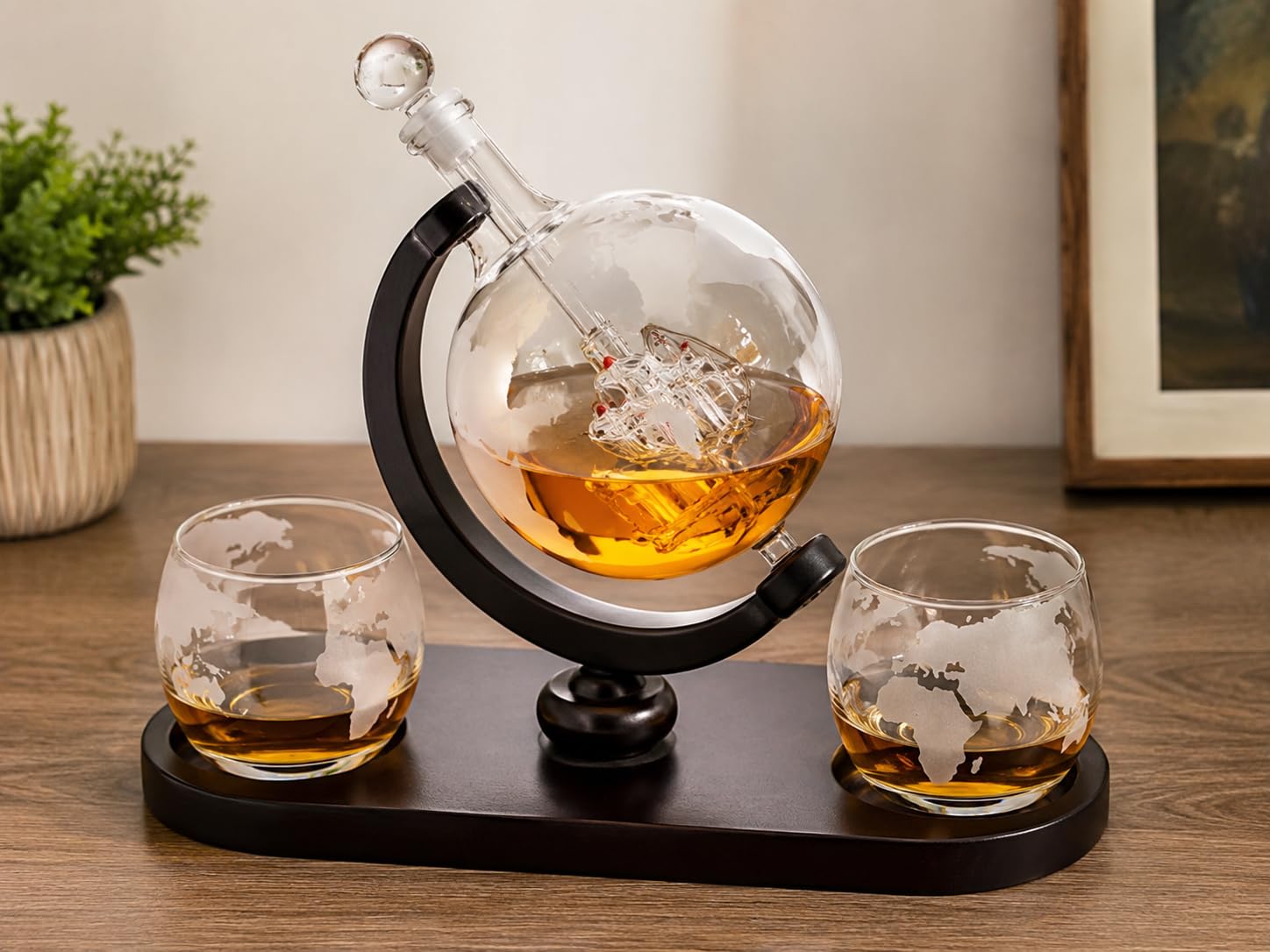 Whiskey Globe Decanter Set with 2 Glasses in Gift Box - Whiskey decanter for Liquor, Whiskey, Brandy, Gin, Rum, Tequila, Vodka, and Brandy - Home Bar Accessories for Men and Women customer photo 1