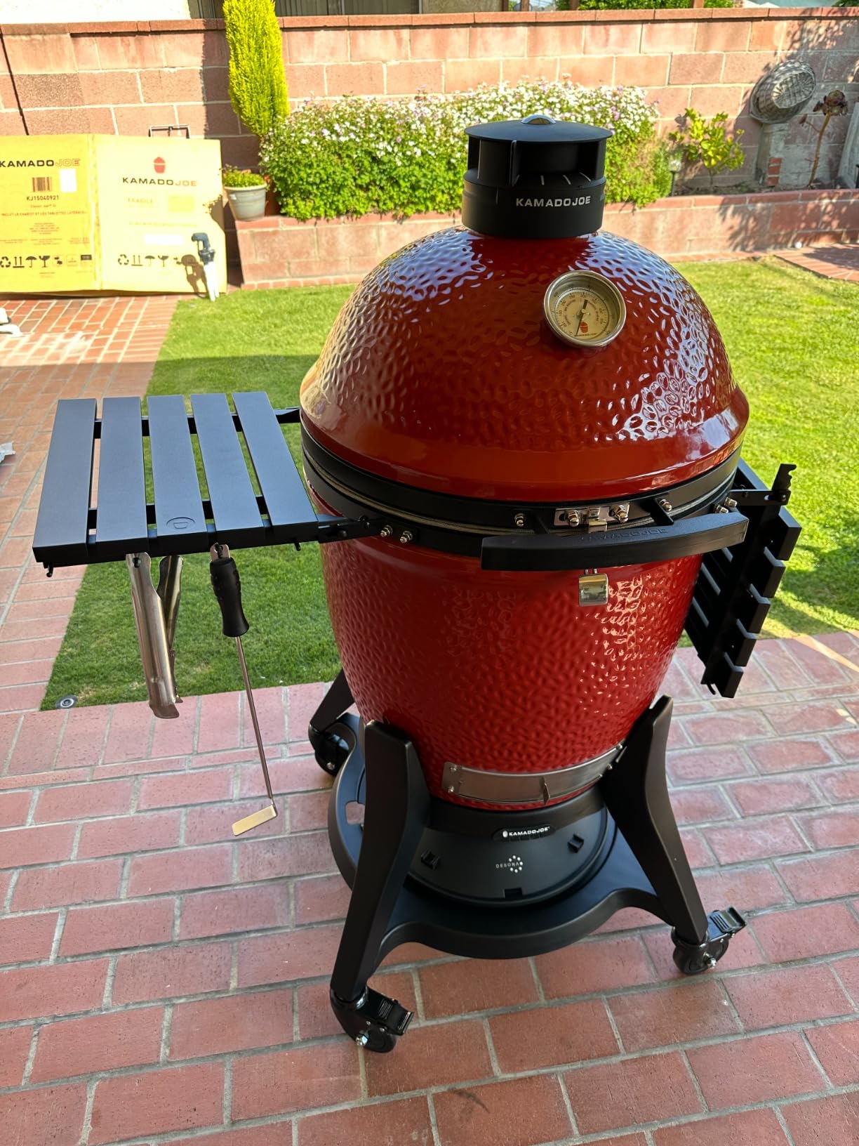 Kamado Joe Classic Joe Series III 18-inch Charcoal Grill & Smoker, Red, with Cart, Side Shelves, Grill Gripper, and Ash Tool, 3 Tier Cooking System, Stainless Steel Cooking Grates, Model KJ15040921 customer photo 1