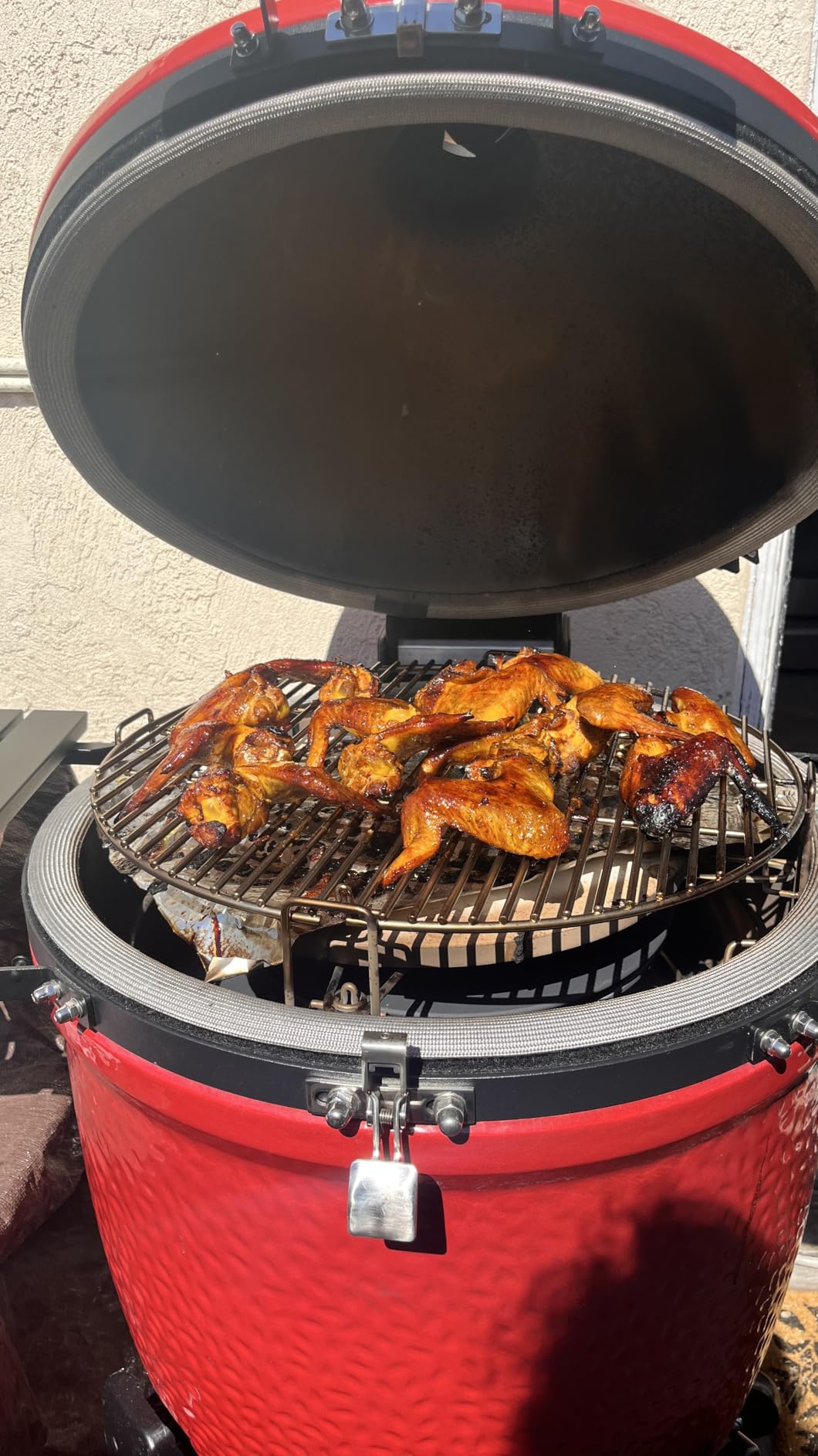 Kamado Joe Classic Joe Series III 18-inch Charcoal Grill & Smoker, Red, with Cart, Side Shelves, Grill Gripper, and Ash Tool, 3 Tier Cooking System, Stainless Steel Cooking Grates, Model KJ15040921 customer photo 2