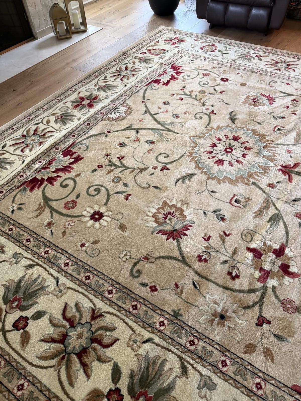 SAFAVIEH Lyndhurst Area Rug 8x10 Large, Ivory & Red | Indoor Rug, Durable, Kid & Pet Friendly, Polypropylene Fibers, Easy Care customer photo 1