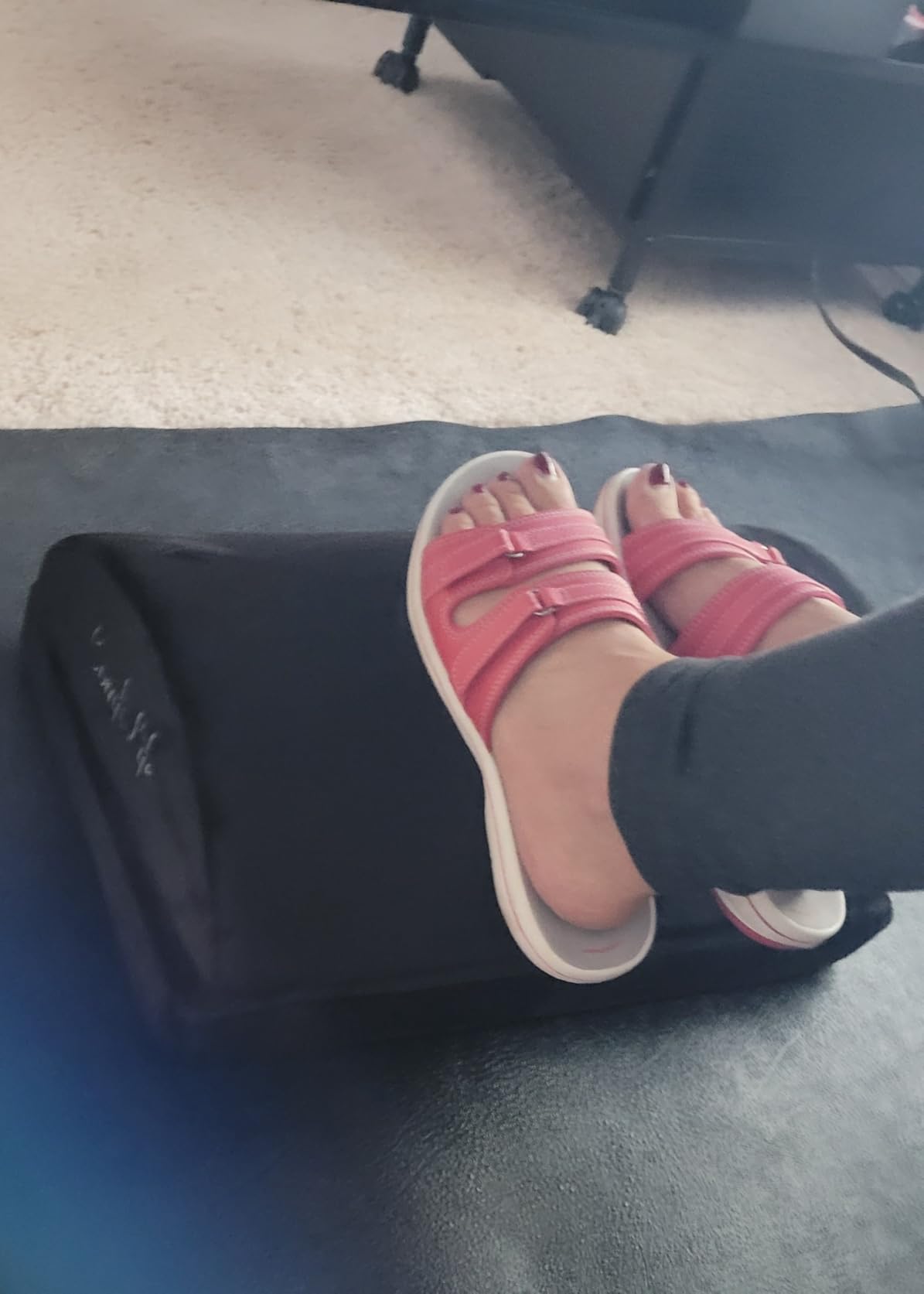 ComfiLife Foot Rest for Under Desk at Work - Adjustable Height Memory Foam Foot Stool for Under Desk, Office Chair & Gaming Chair - Ergonomic Footrest for Back & Hip Pain Relief (Black) customer photo 1