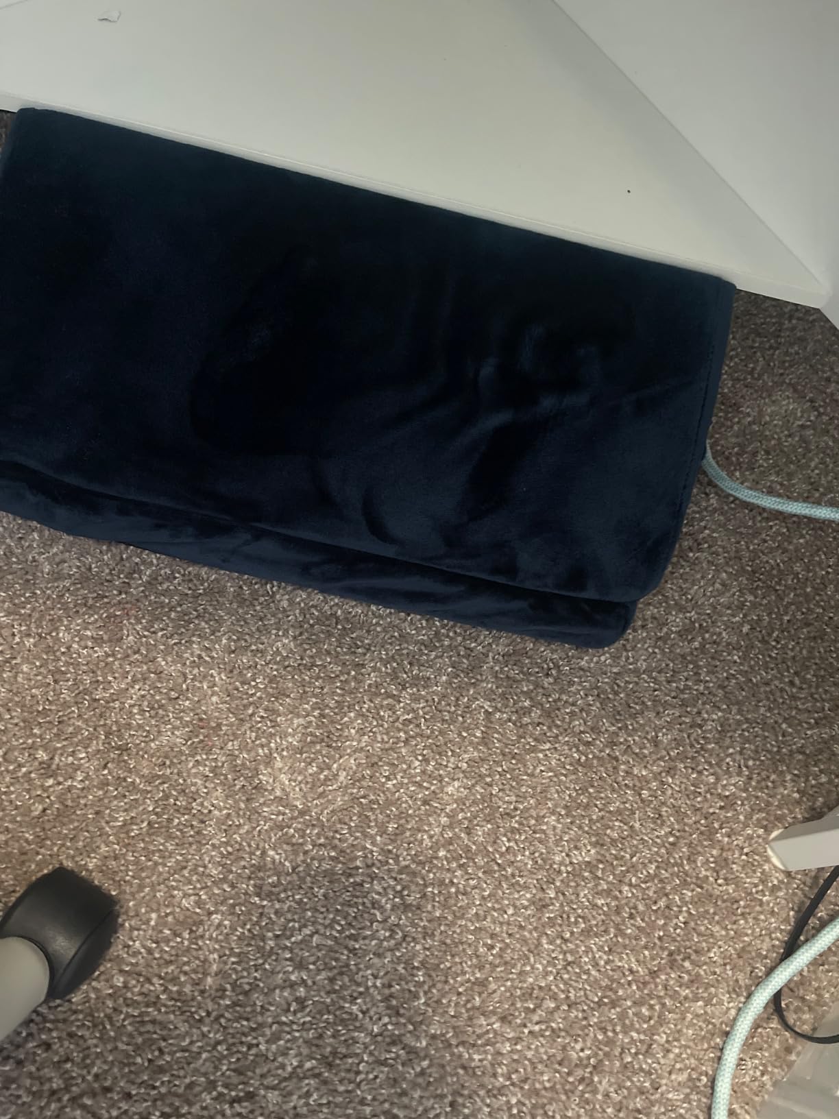 ComfiLife Foot Rest for Under Desk at Work - Adjustable Height Memory Foam Foot Stool for Under Desk, Office Chair & Gaming Chair - Ergonomic Footrest for Back & Hip Pain Relief (Black) customer photo 2