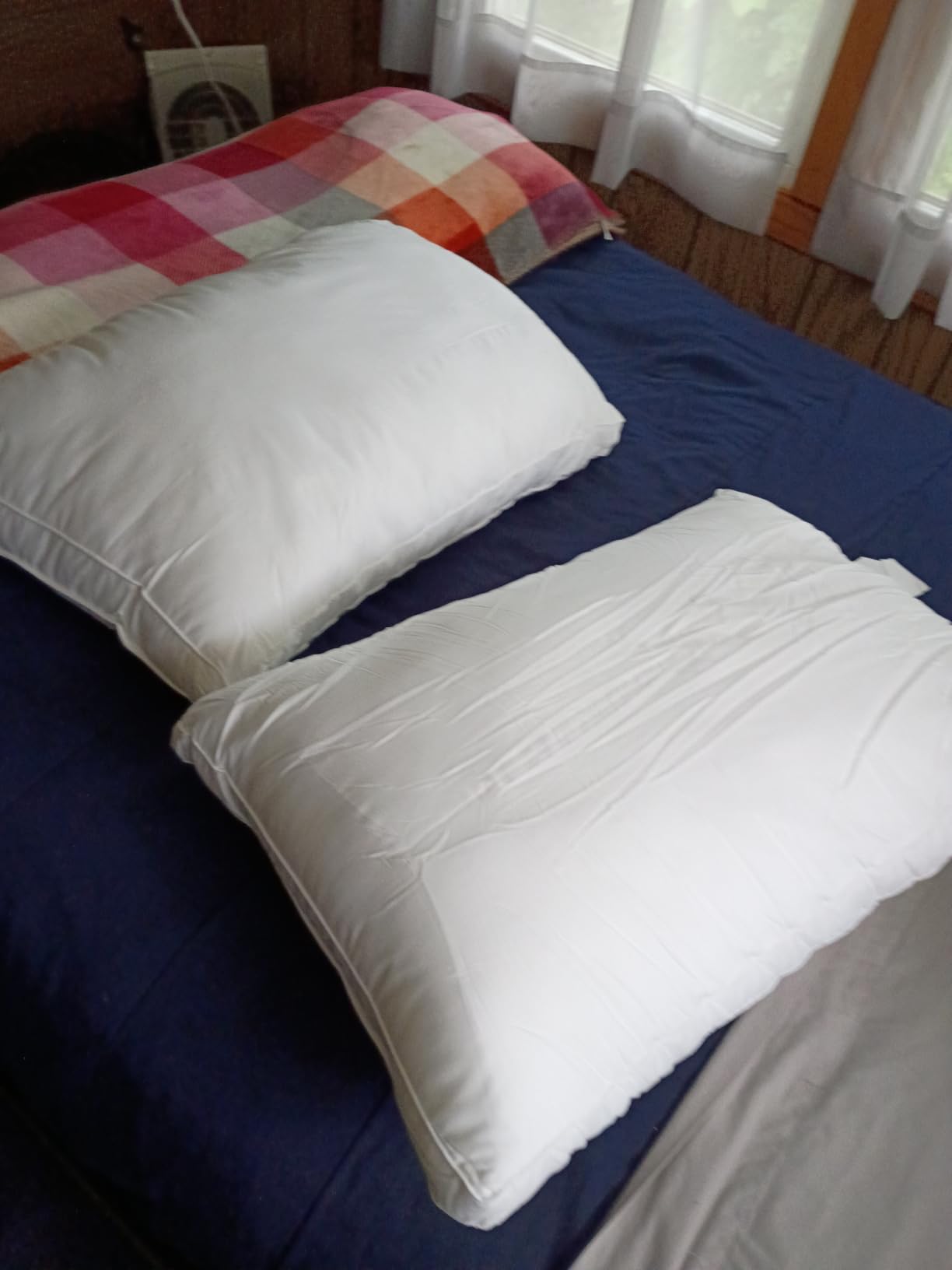 Utopia Bedding Gusset Bed Pillow, Hotel Pillows Queen Size Set of 2, White | Cotton Blended Down alternative pillows for sleeping, soft fluffy cooling comfort for Back, side & stomach sleepers, 2 pack customer photo 1
