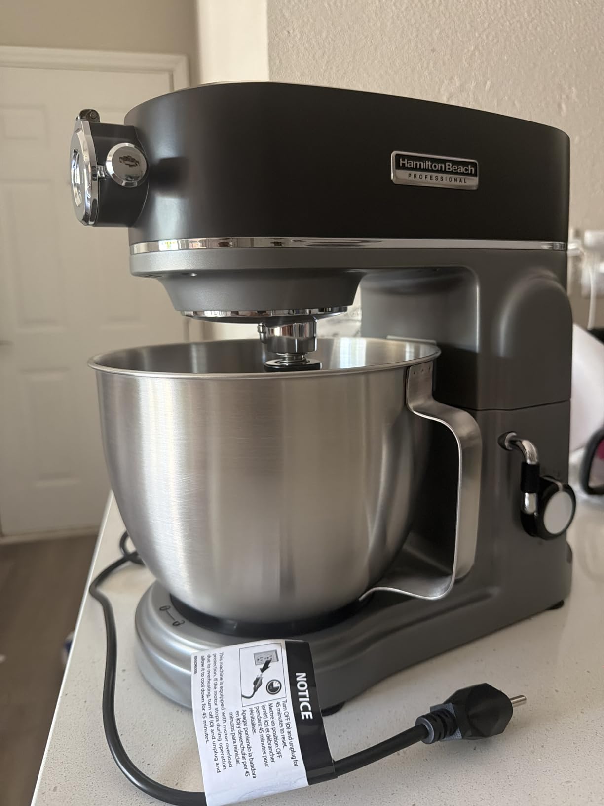 Hamilton Beach Professional All-Metal 5 Qt Stand Mixer With 12 Speeds, 450 Watts, Tilt-Back Head, 63240, Stainless Steel customer photo 1