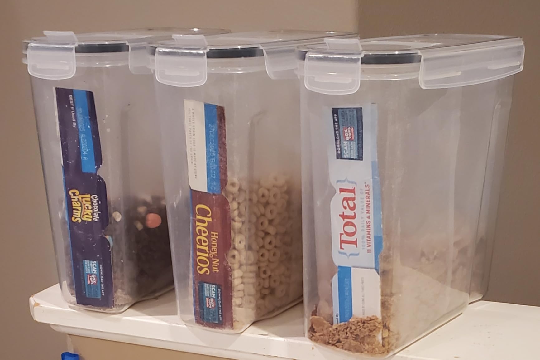 DWËLLZA KITCHEN Cereal Containers Storage 4L Set of 4 Airtight Food Storage Containers with Lids Cereal Dispenser Countertop Pantry Organization Canister for Rice Flour & Sugar 1 Marker 8 Labels customer photo 2