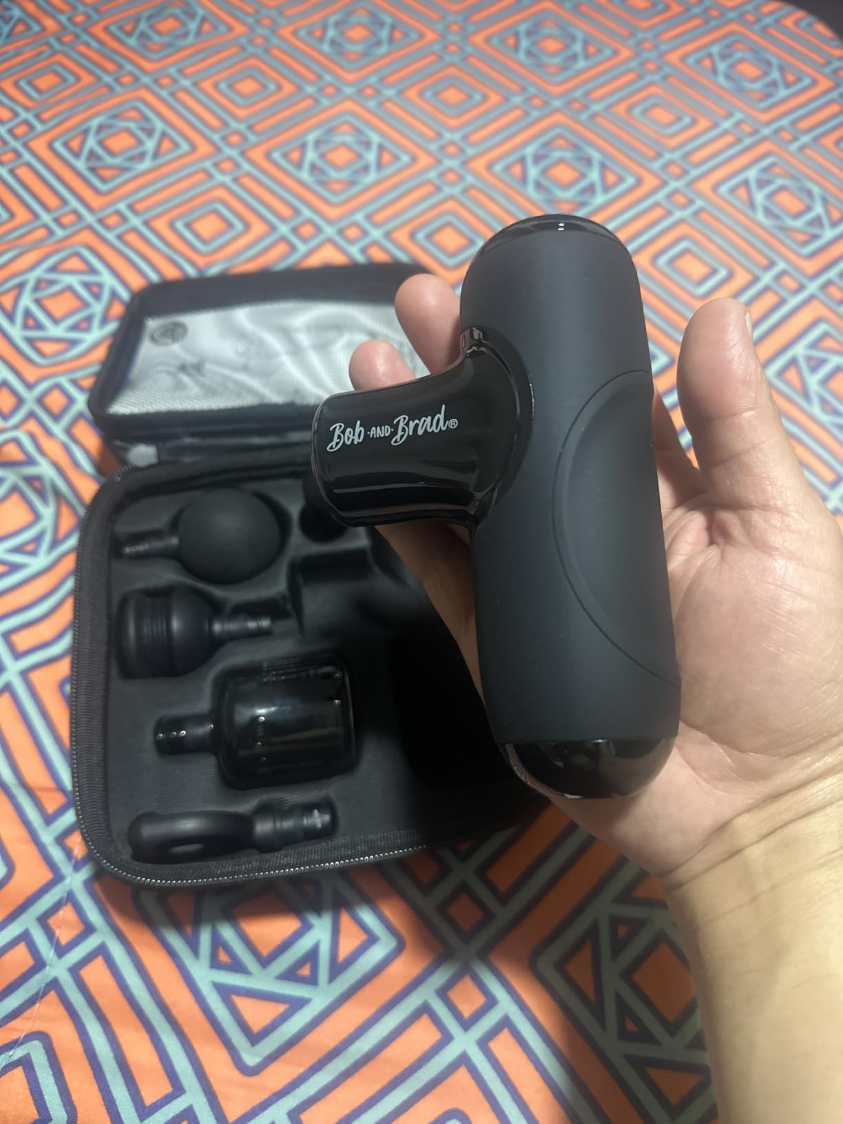 Q2 Mini Massage Gun, Pocket-Sized Deep Tissue Massager Gun, Portable Percussion Muscle Massager Gun, Ultra Small & Quiet Muscle Massage Gun for Muscle Recovery with Carry Case customer photo 2