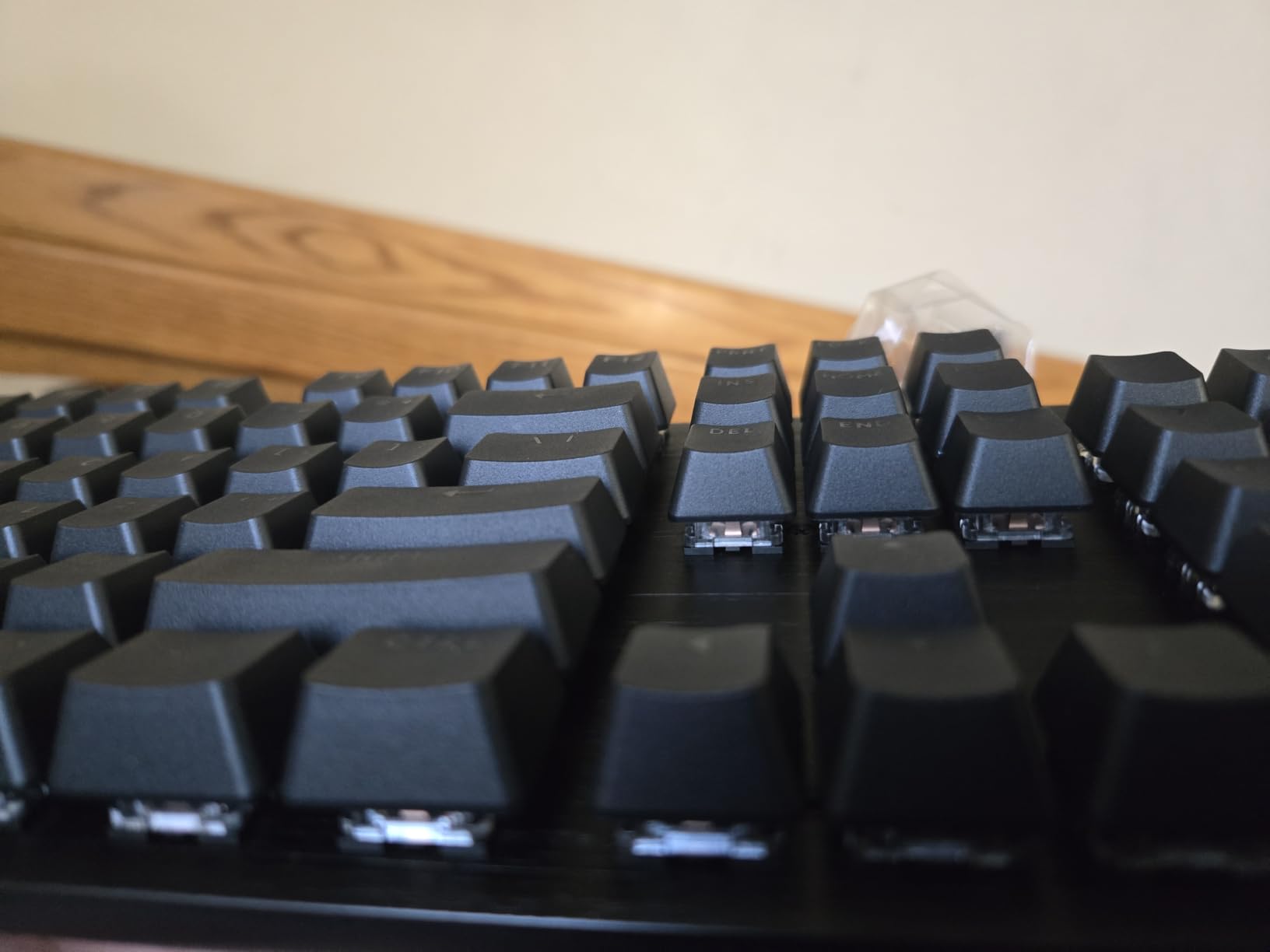 Logitech G413 SE Full-Size Mechanical Gaming Keyboard - Black | Backlit, anti-ghosting, compatible with Windows and macOS, aluminum material customer photo 1