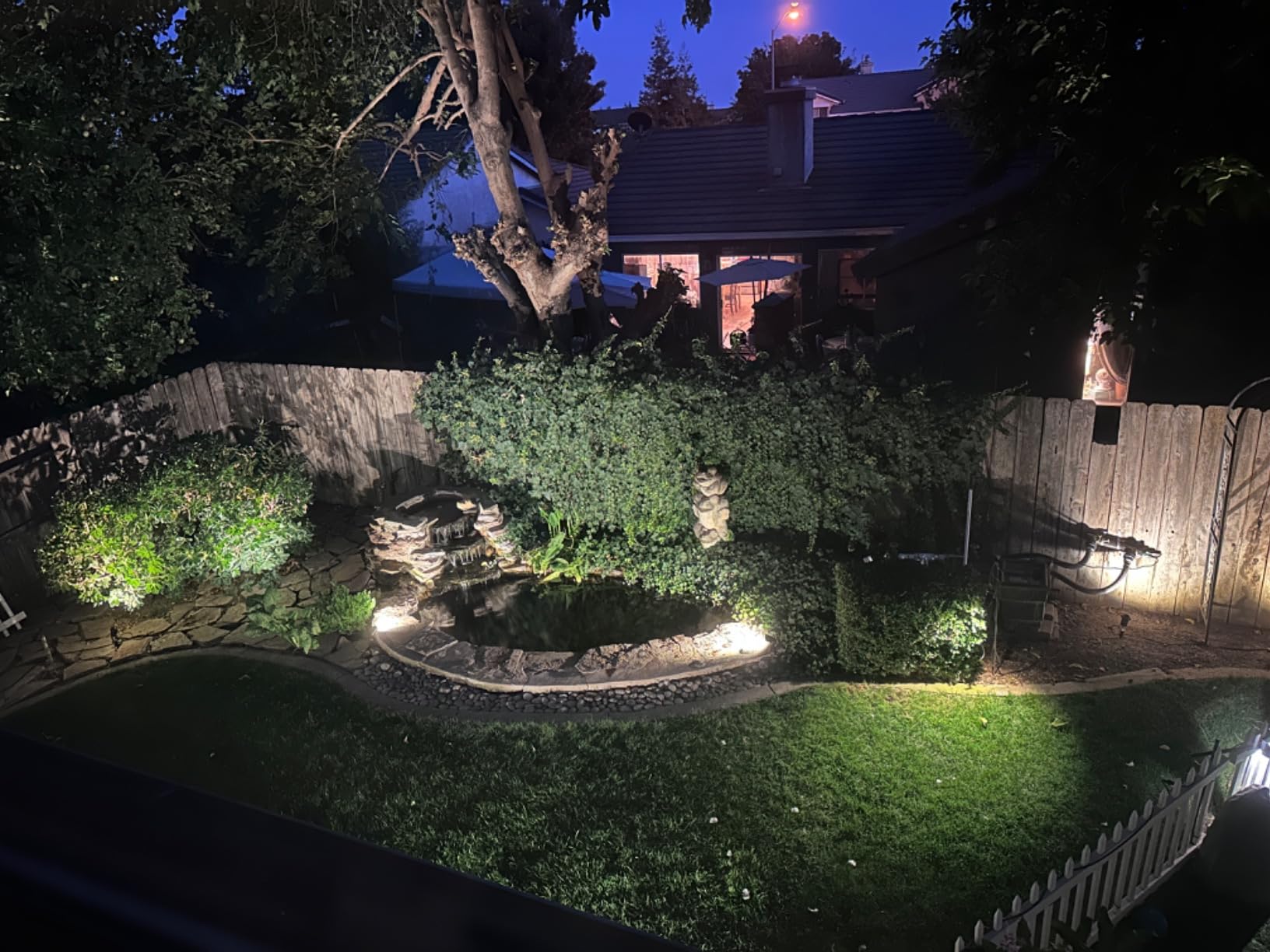 ZUCKEO 10W Low Voltage Landscape Lights LED Landscape Lighting with Connectors, 12V Outdoor Spotlights Yard Garden Pathway Lights, 1000LM Waterproof Warm White Light (14 Pack) customer photo 2