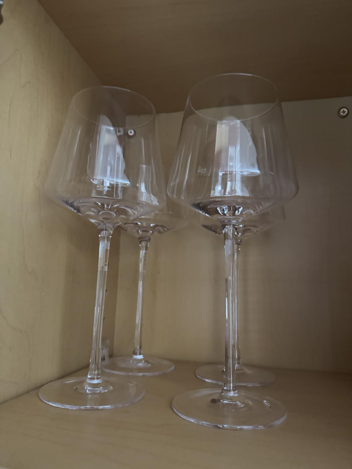 Physkoa 18OZ Red Wine Glasses Set of 4 - LeadFree Crystal Wine Glass with Tall Long Stem Hand Blown Italian Style Stemmed Square Wine Glasses Gifts for Home Party customer photo 1