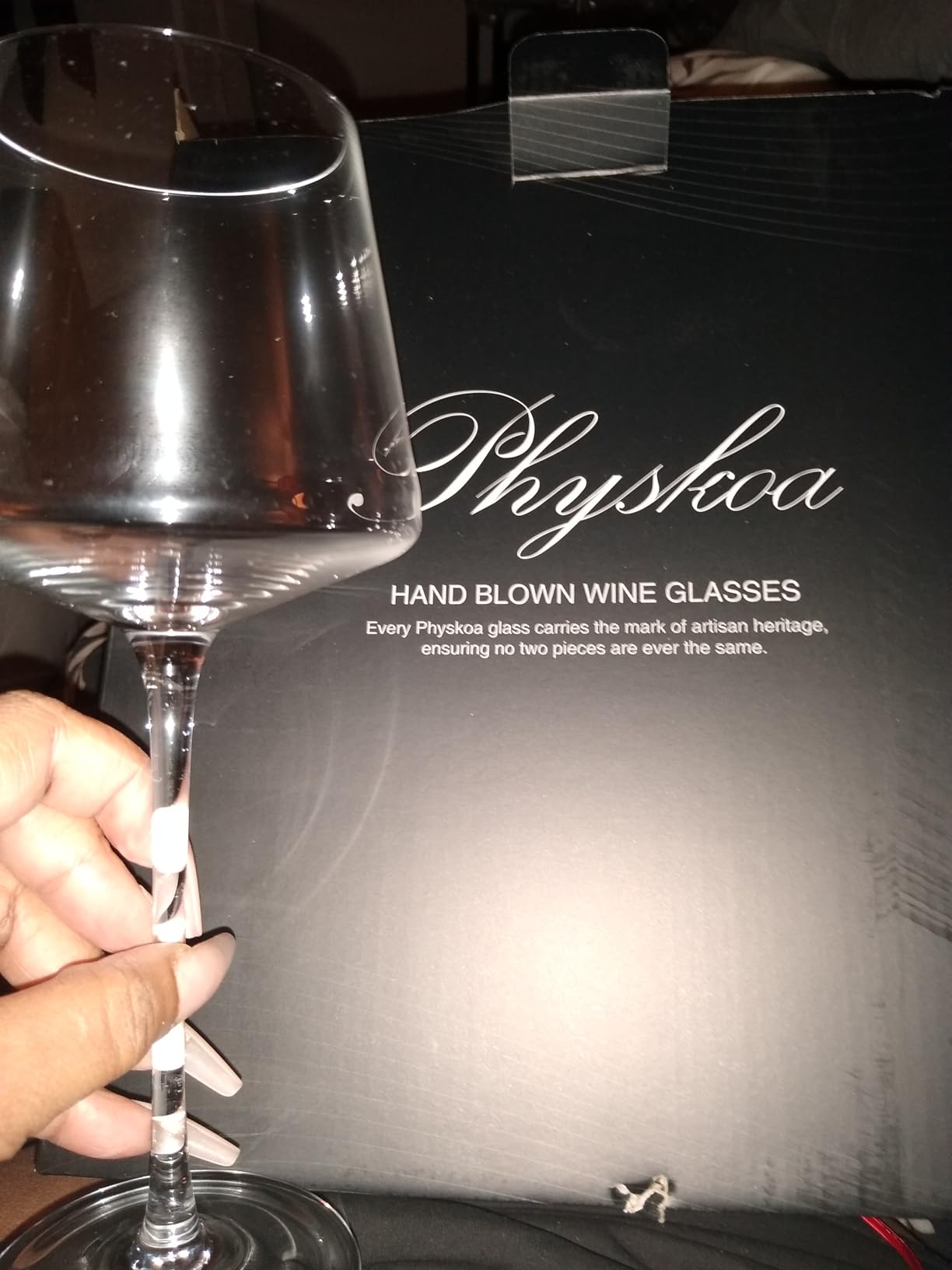 Physkoa 18OZ Red Wine Glasses Set of 4 - LeadFree Crystal Wine Glass with Tall Long Stem Hand Blown Italian Style Stemmed Square Wine Glasses Gifts for Home Party customer photo 2