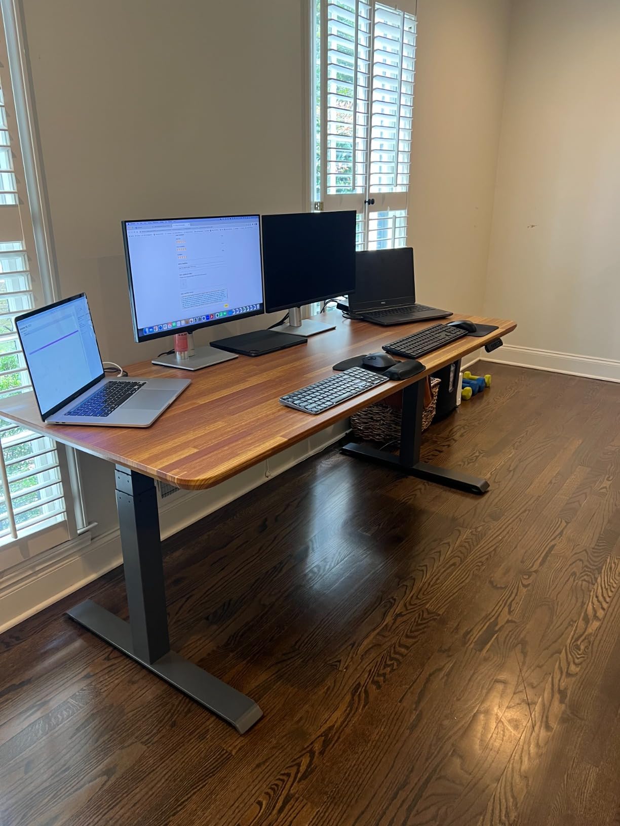 Vari Classic Electric Standing Desk - 72x30 - Reclaimed Wood/Slate customer photo 1