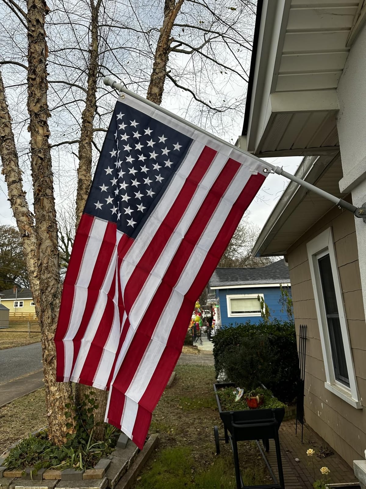 5ft Stainless Steel Flag Pole for House, Tangle Free Design with Two-Position Bracket, White, for 3x5 American Flag, Outdoor Use customer photo 1