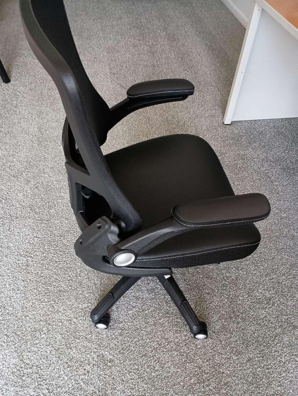 Office Chair Ergonomic Desk Chair, Computer PU Leather Home Office Chair, Swivel Mesh Back Adjustable Lumbar Support Flip-up Arms Executive Task Chair customer photo 1